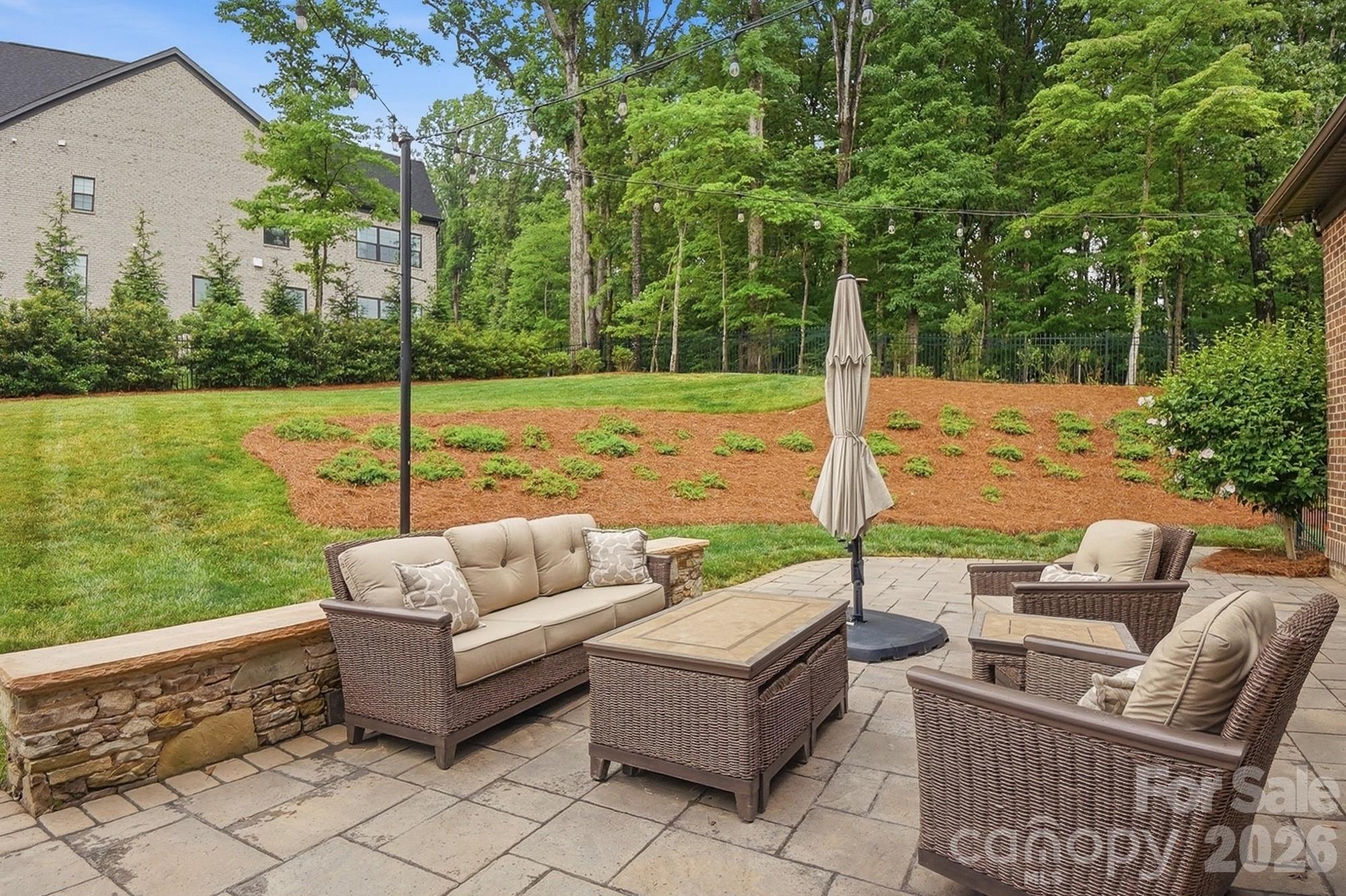 7626 Deerfield Manor Drive — Charlotte