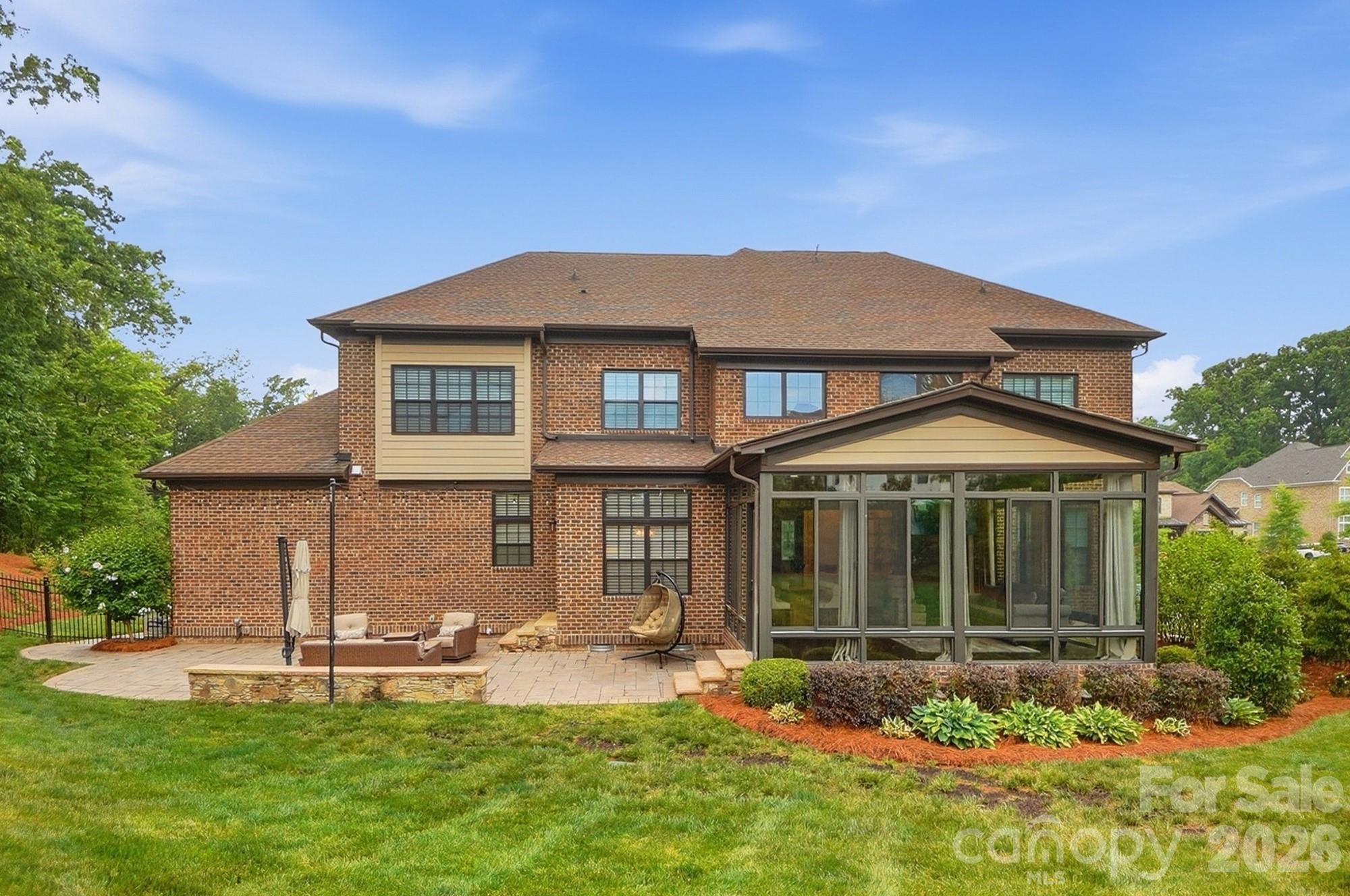 7626 Deerfield Manor Drive — Charlotte