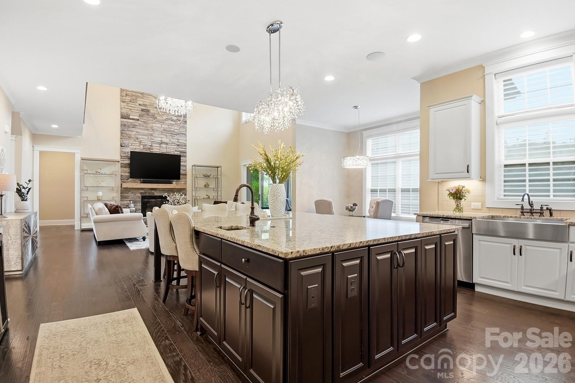7626 Deerfield Manor Drive — Charlotte