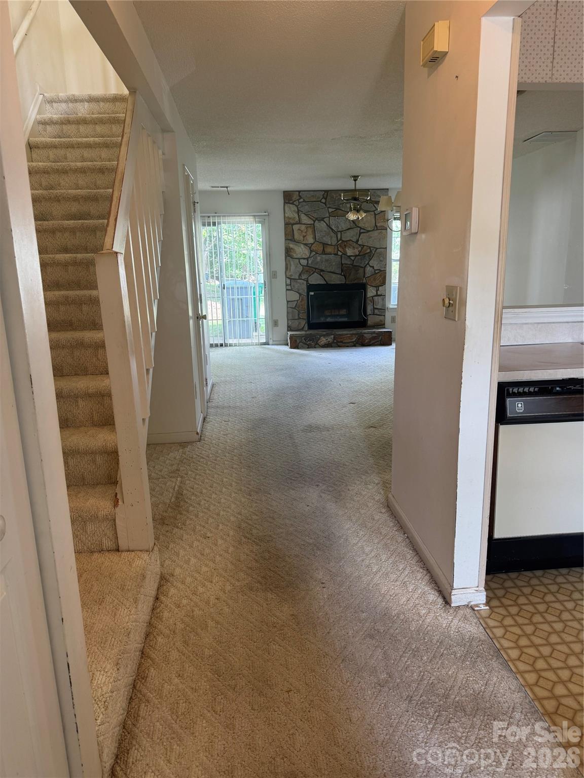 8275 Golf Ridge Drive — Charlotte