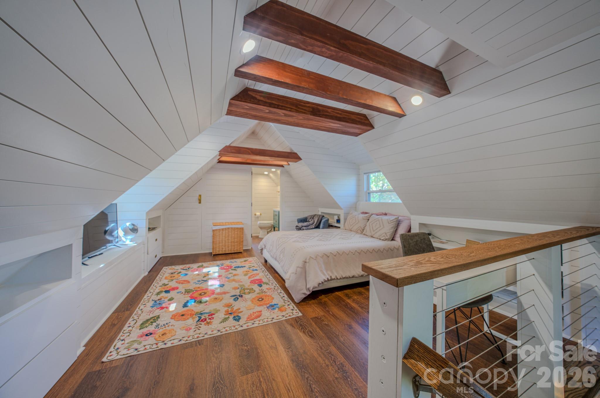 597 Tomahawk Avenue — Black Mountain