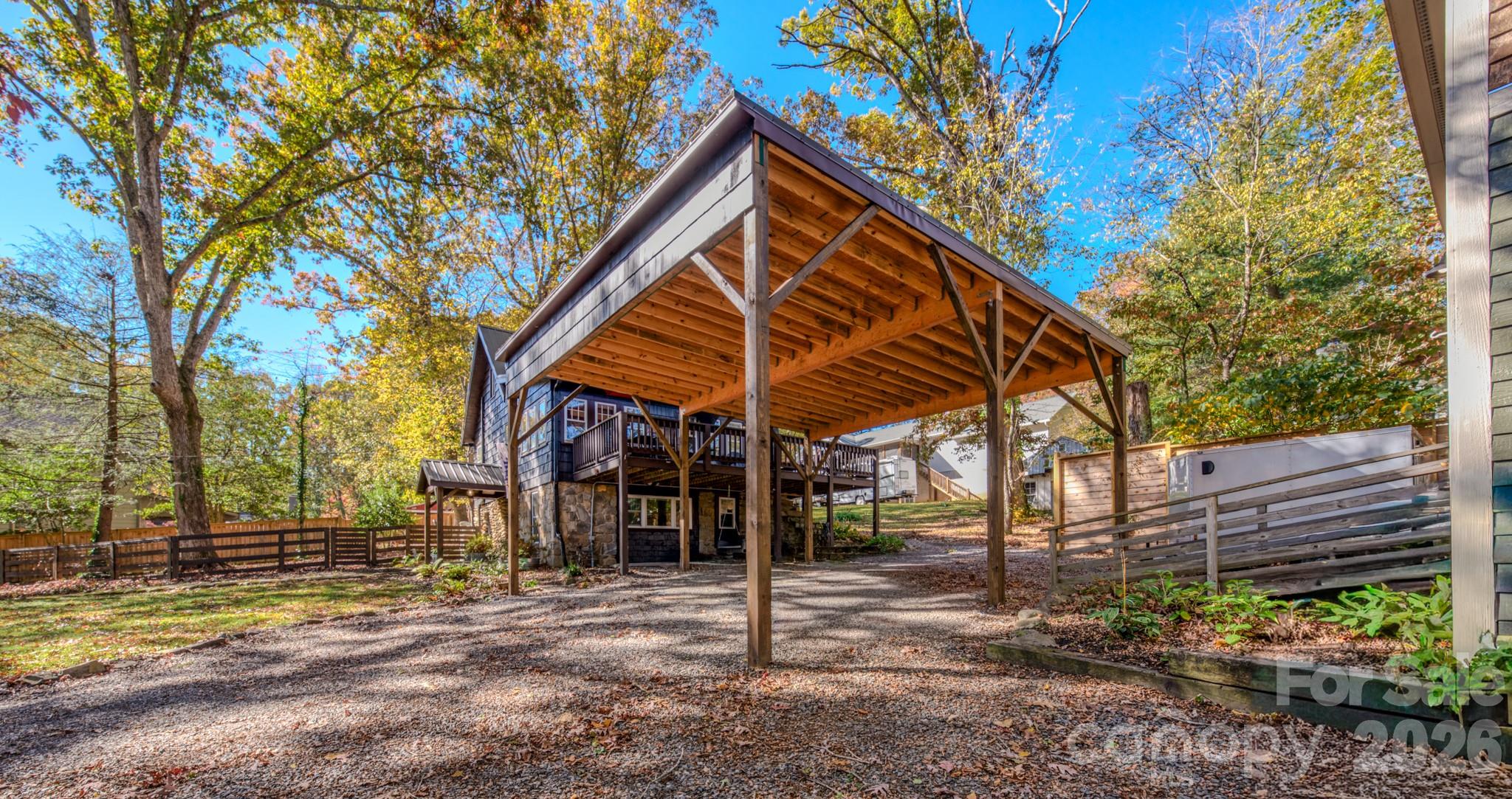 597 Tomahawk Avenue — Black Mountain