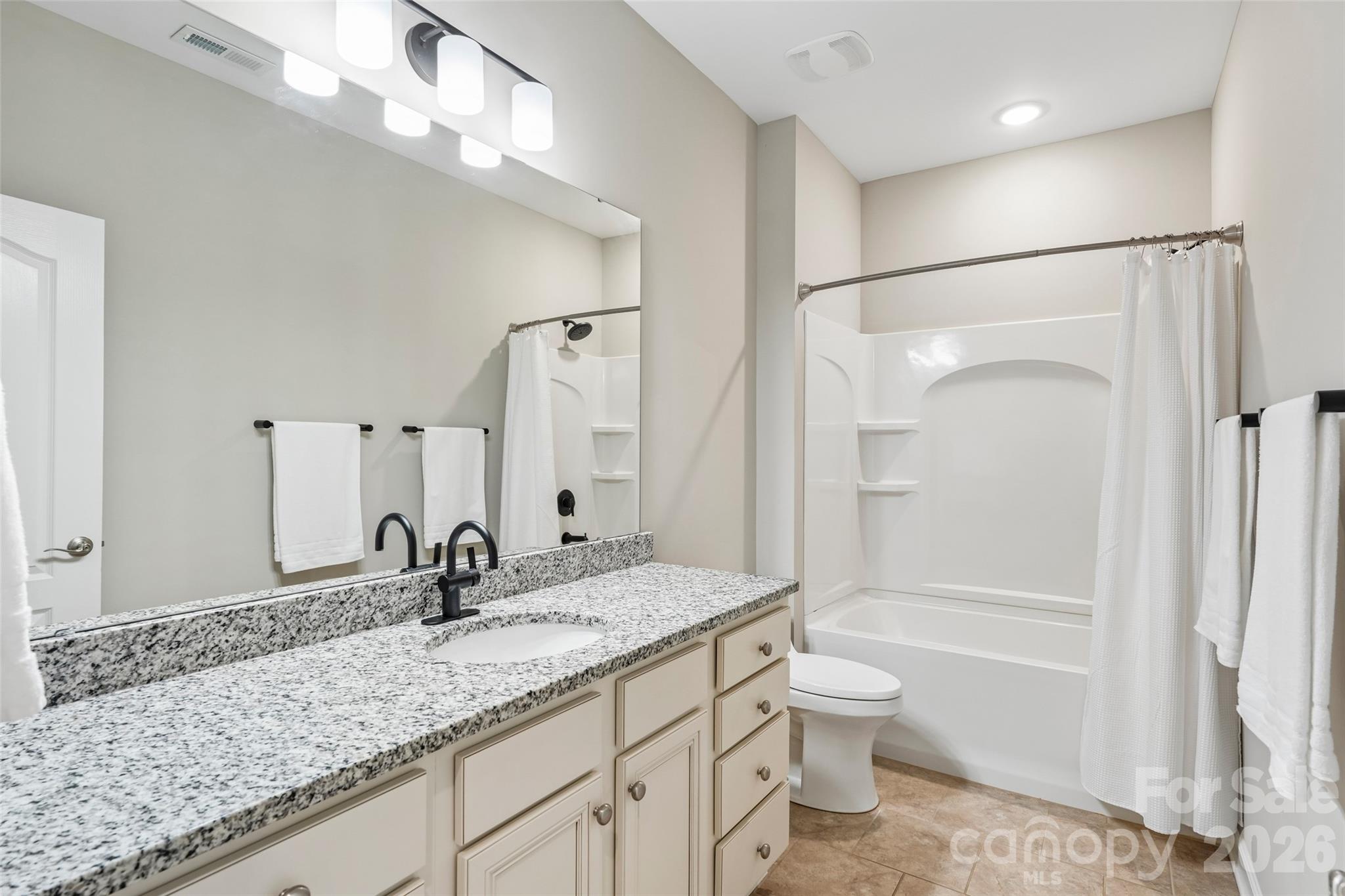 138 Campanile Drive — Mooresville