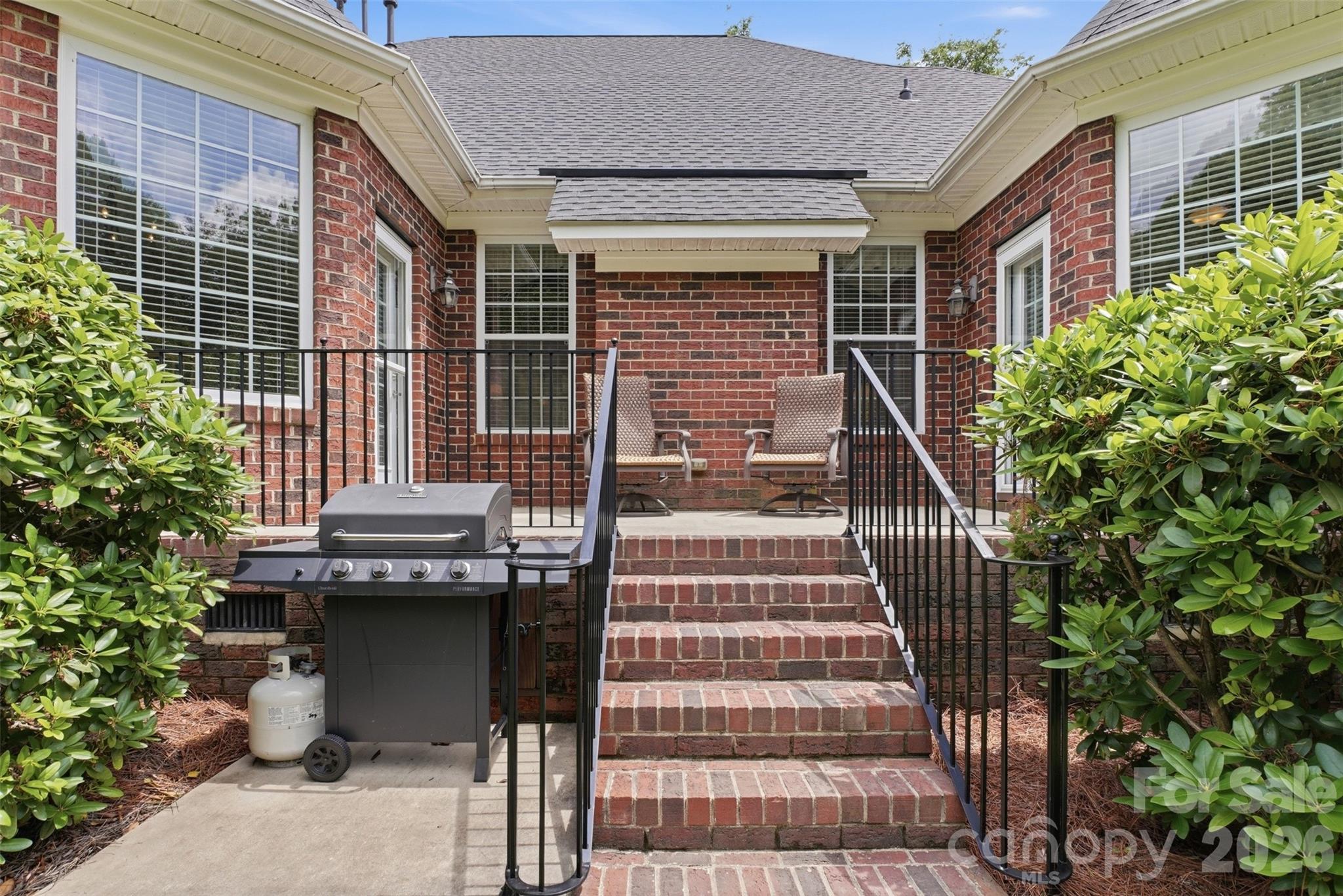 7915 Grove Hall Avenue — Mint Hill