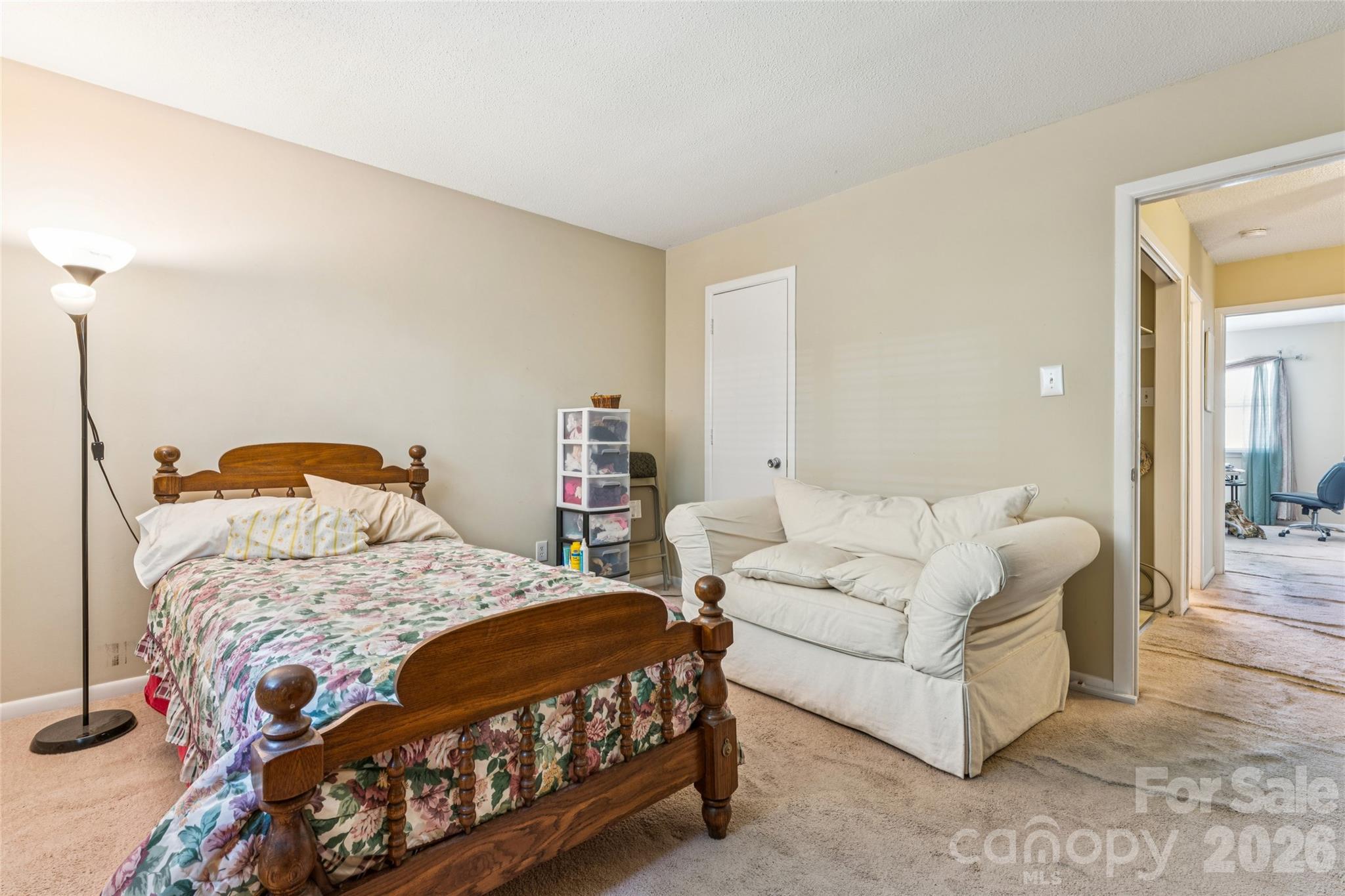 2921 Heathstead Place — Charlotte