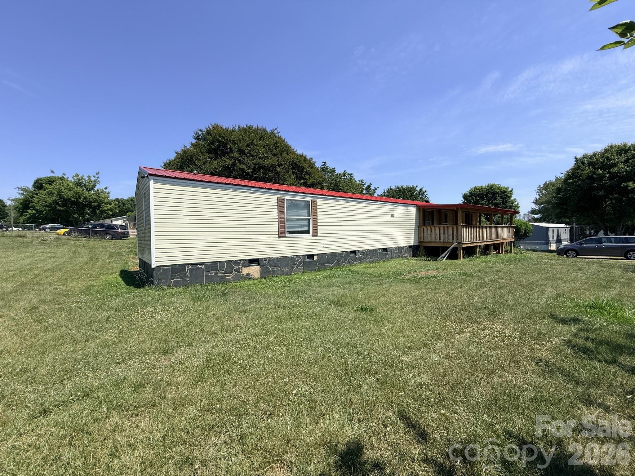 2330 Springdale Drive — Newton