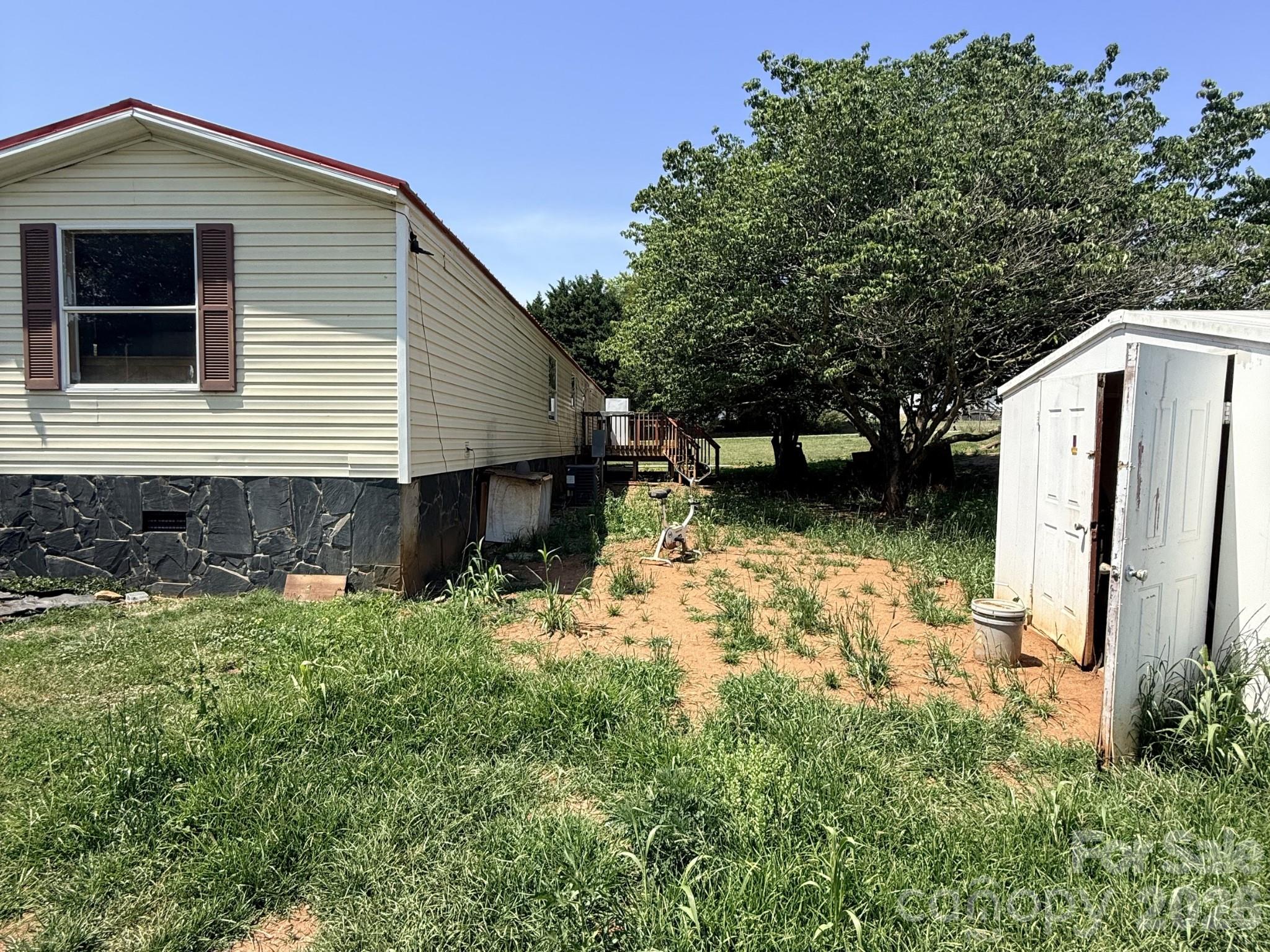 2330 Springdale Drive — Newton