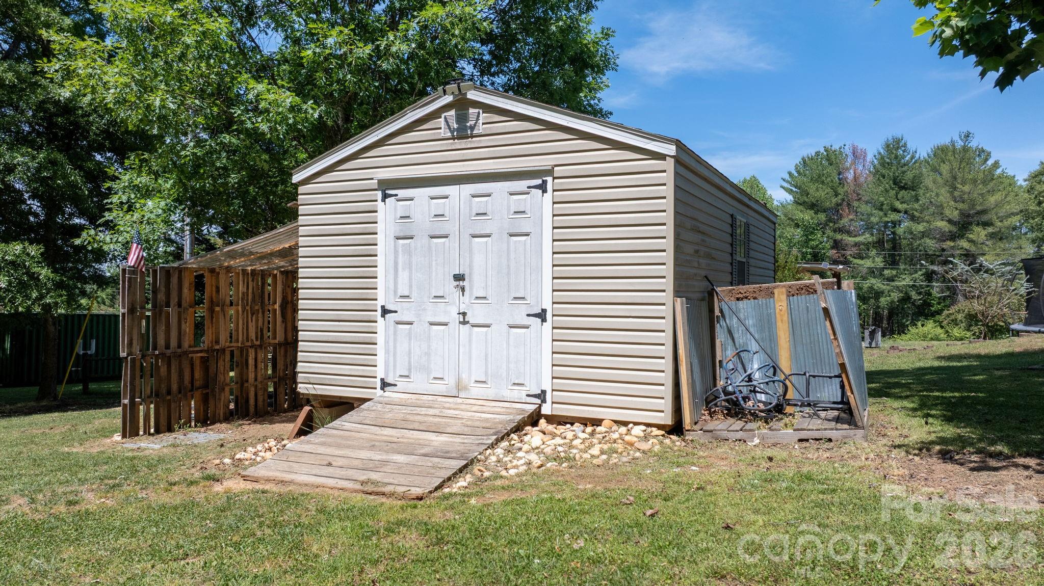 119 Nevermore Lane — Statesville