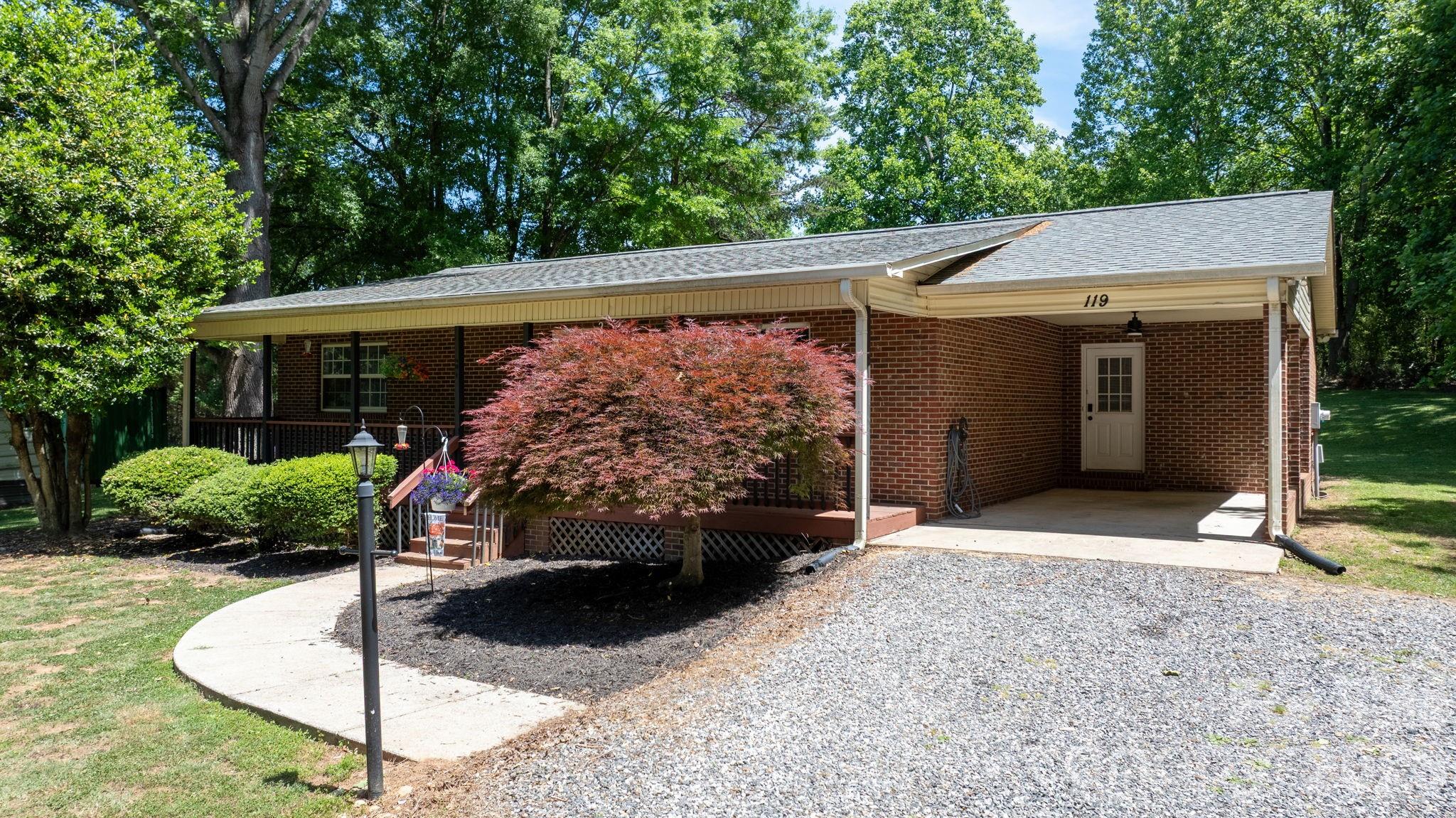 119 Nevermore Lane — Statesville
