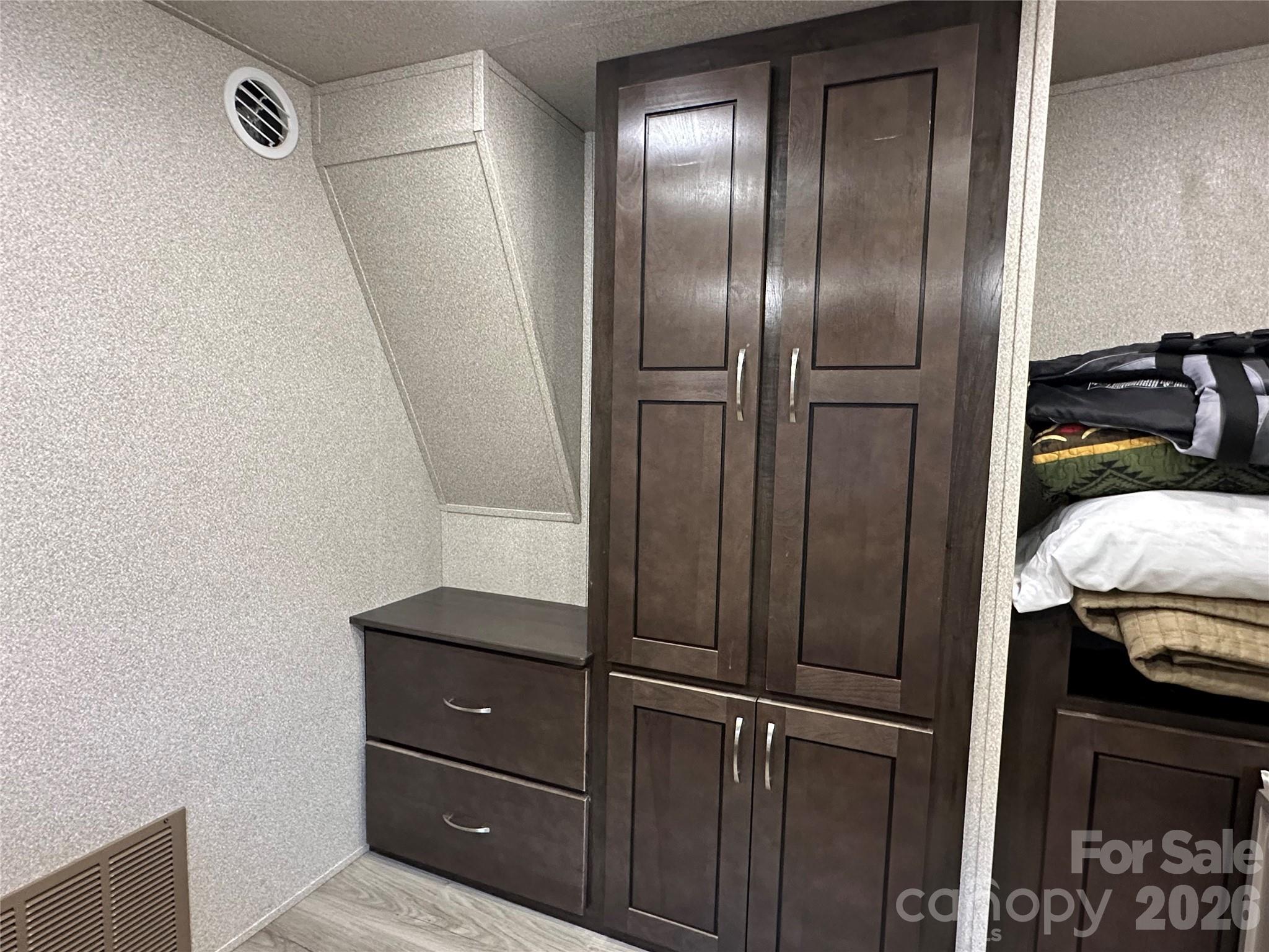223 Grand View Drive — New London