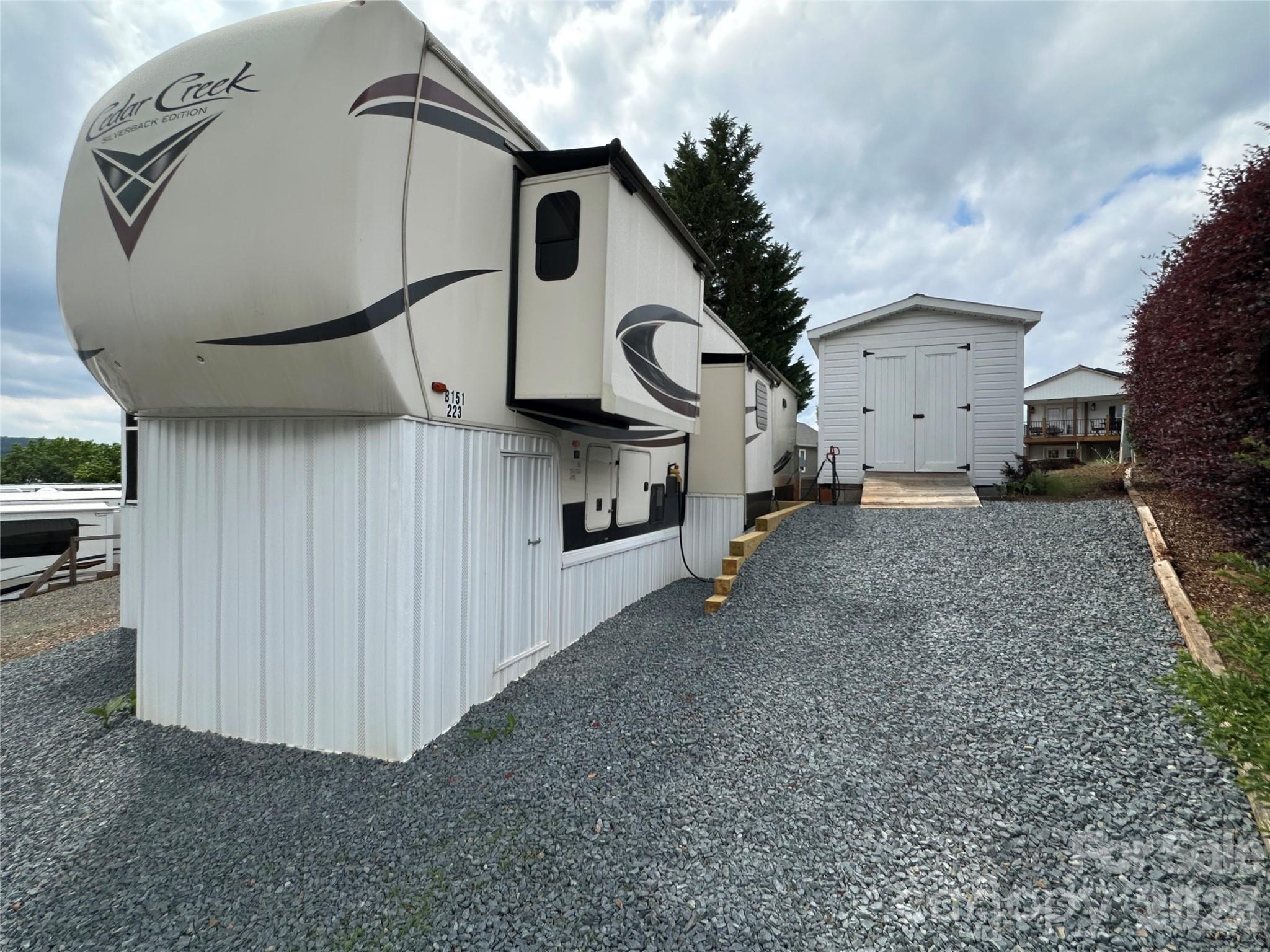 223 Grand View Drive — New London
