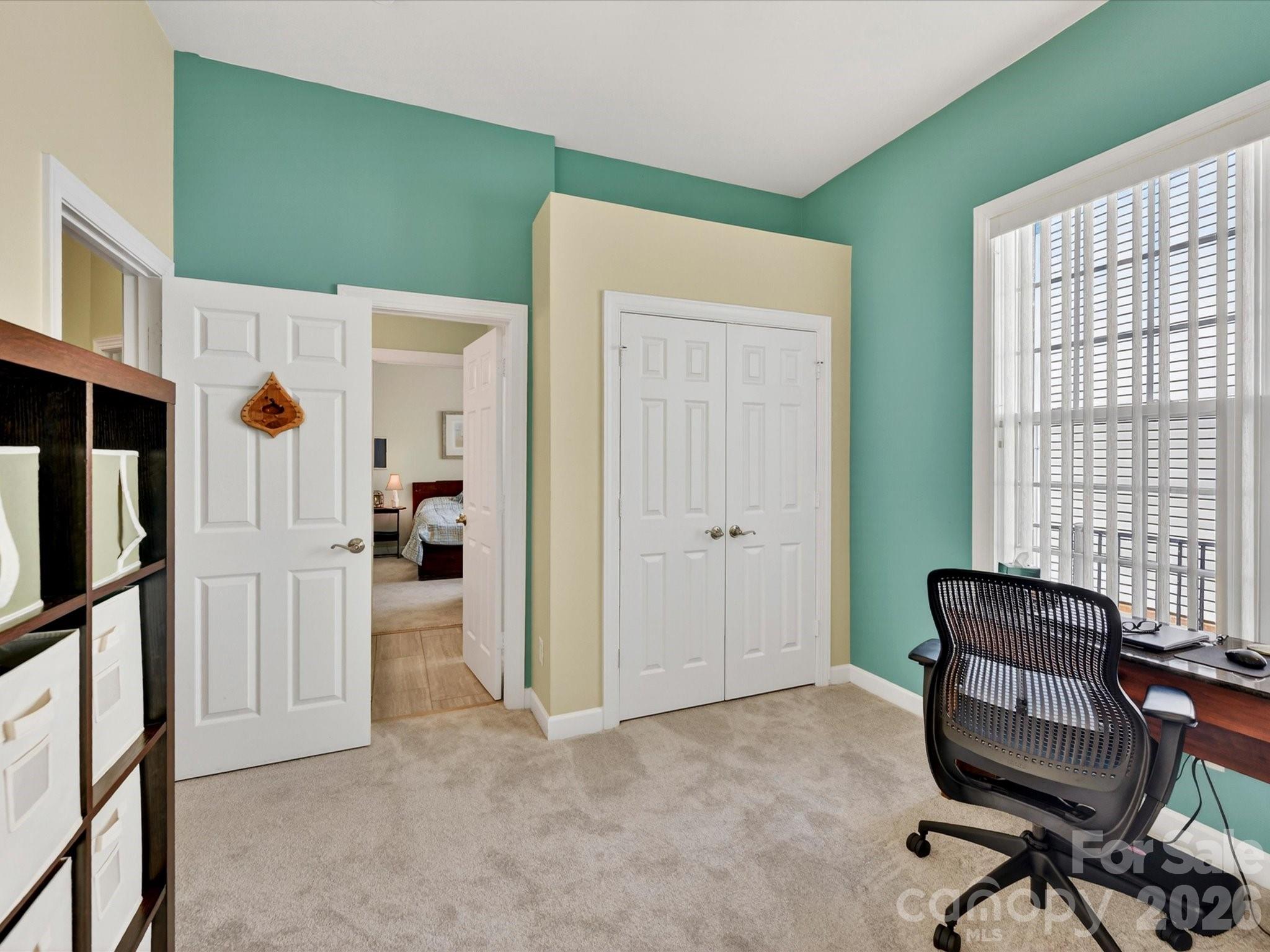 2535 Harlington Lane — Charlotte