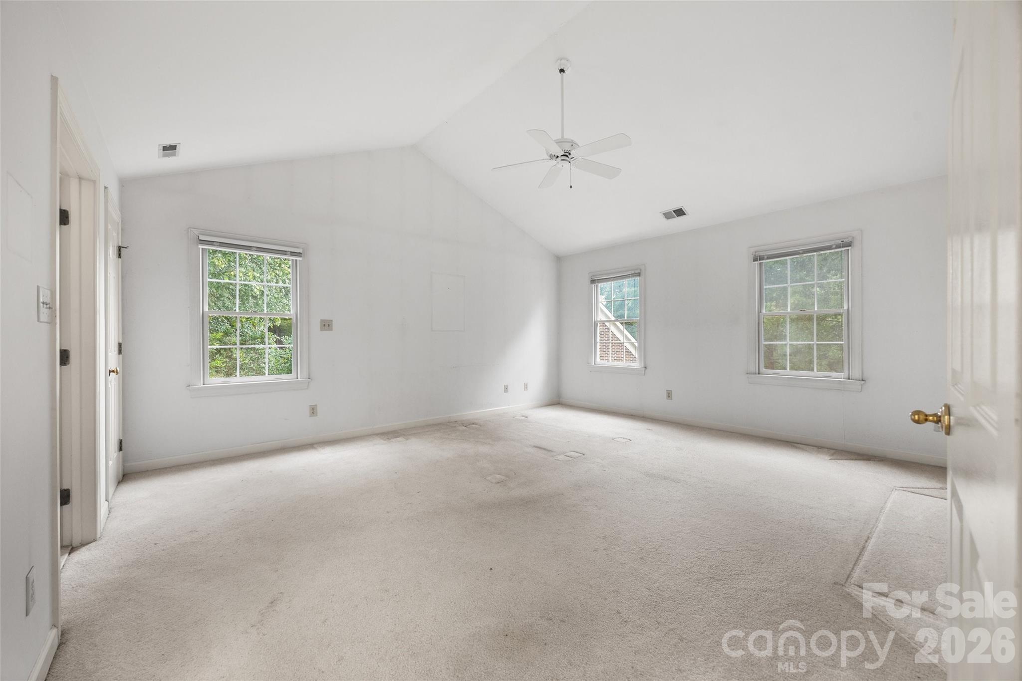 7411 Leharne Drive — Charlotte