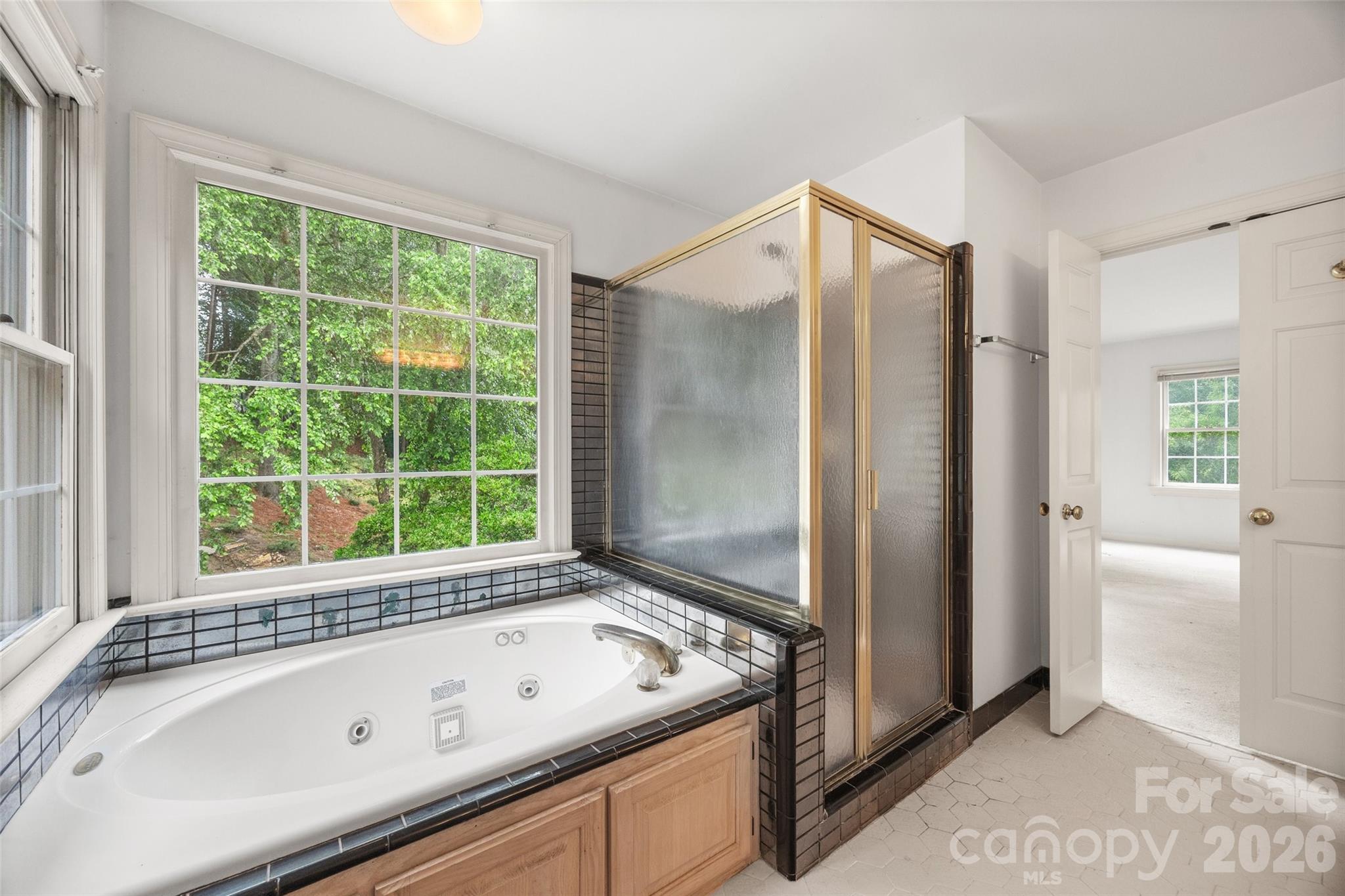 7411 Leharne Drive — Charlotte