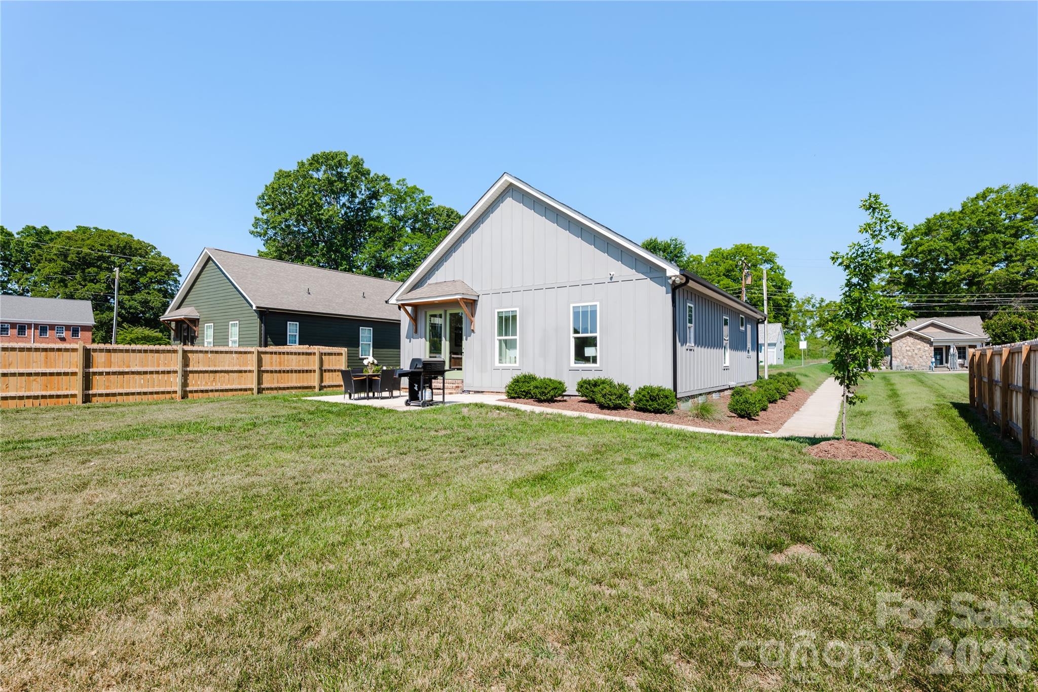 117 Roper Street — Belmont
