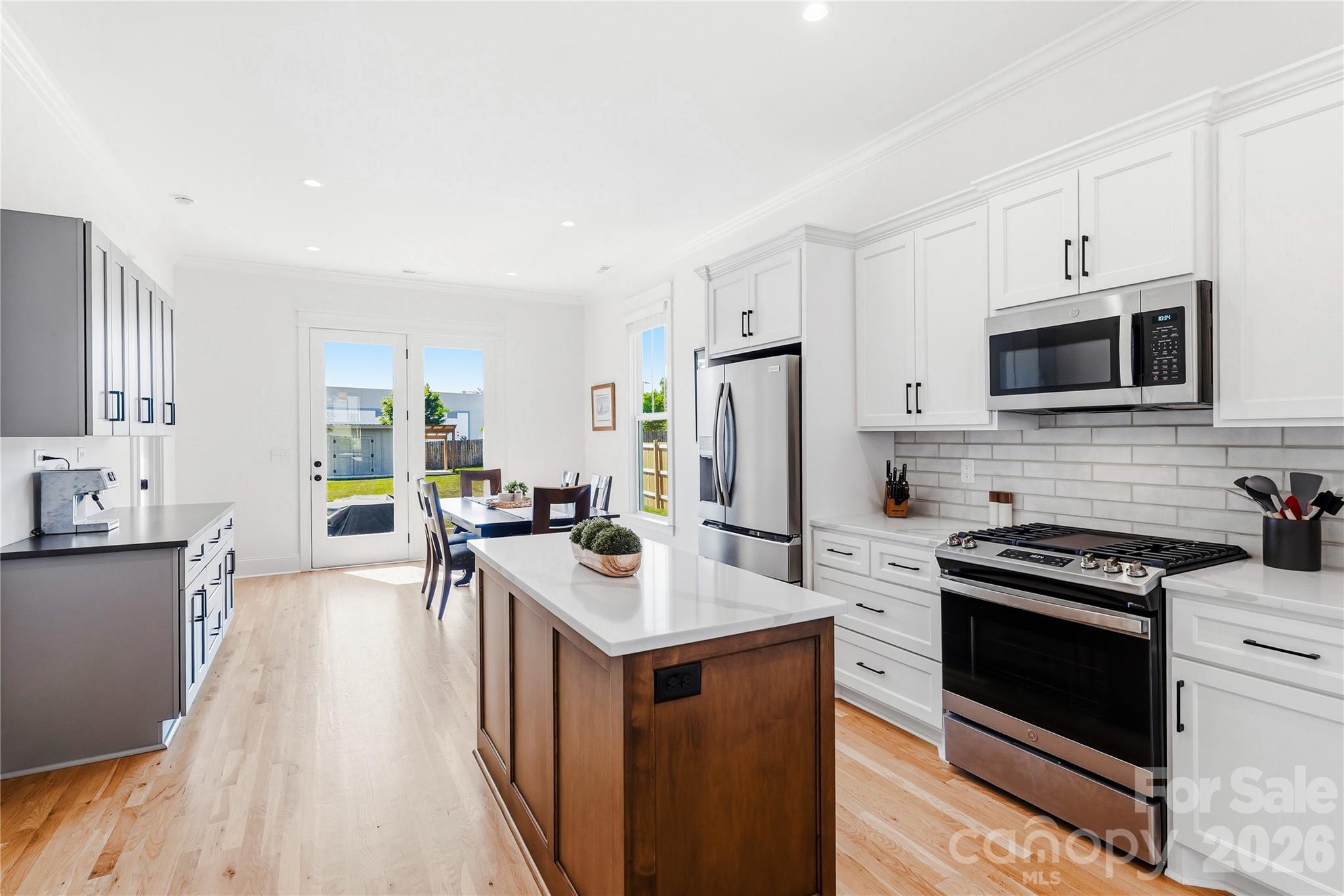 117 Roper Street — Belmont