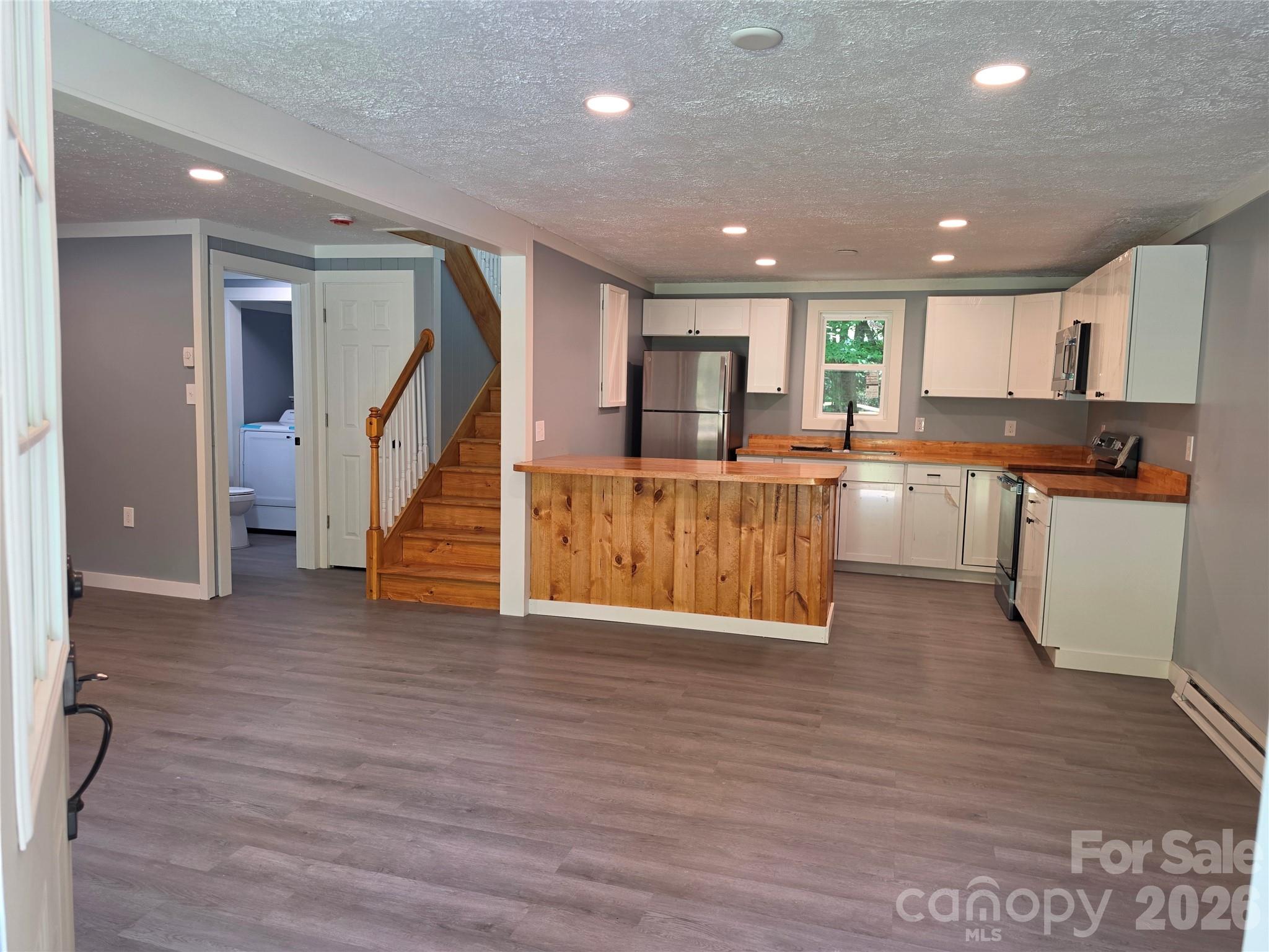 140 Nestle Road — Boone