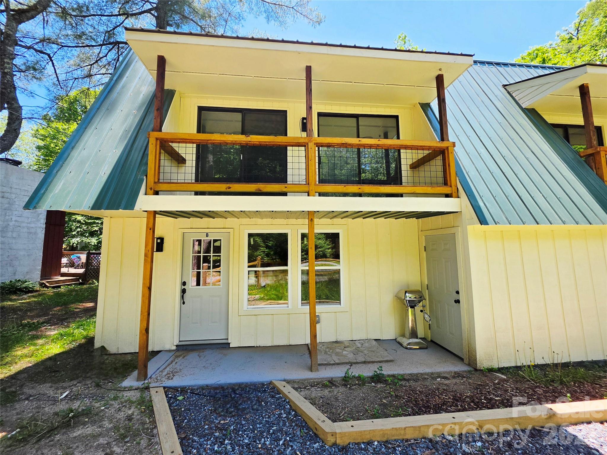140 Nestle Road — Boone