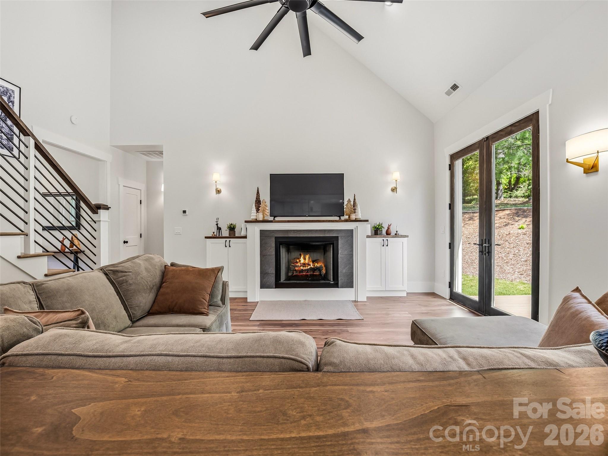 158 Trellem Trail — Hendersonville