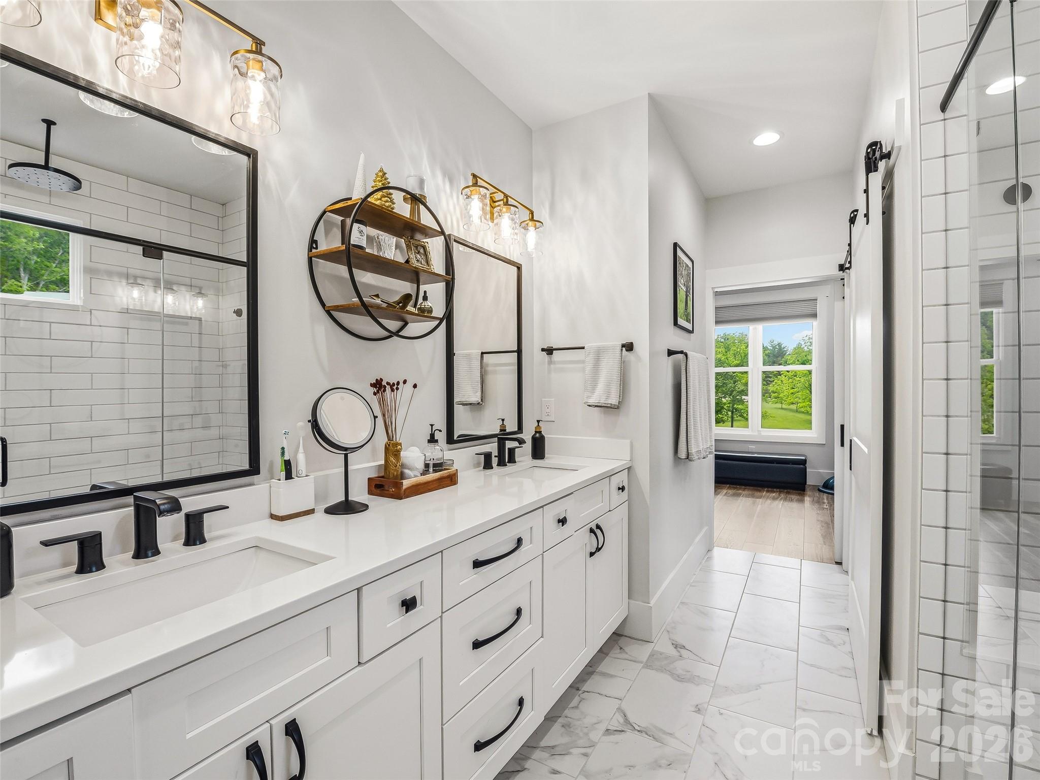 158 Trellem Trail — Hendersonville