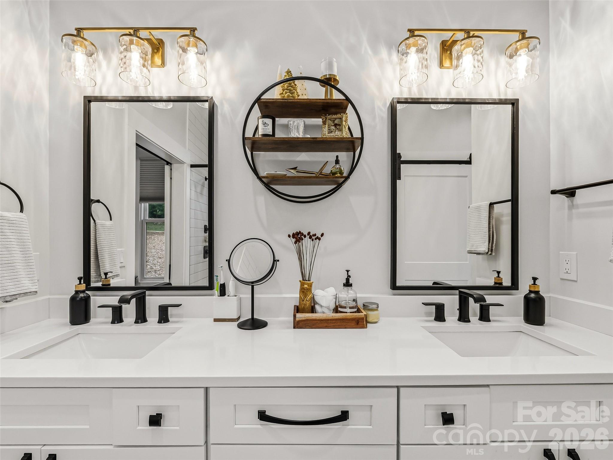 158 Trellem Trail — Hendersonville