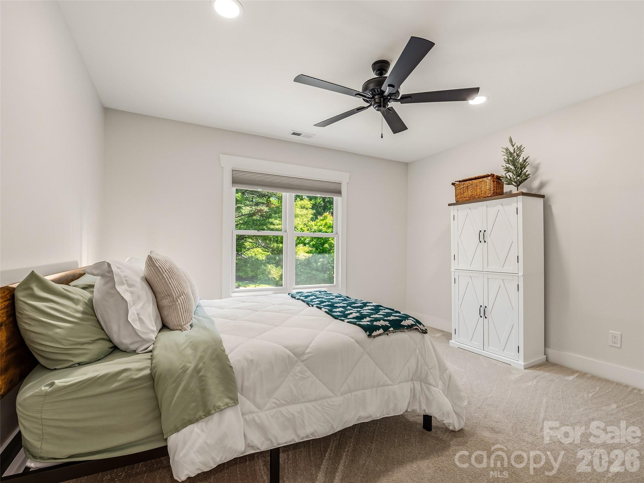 158 Trellem Trail — Hendersonville