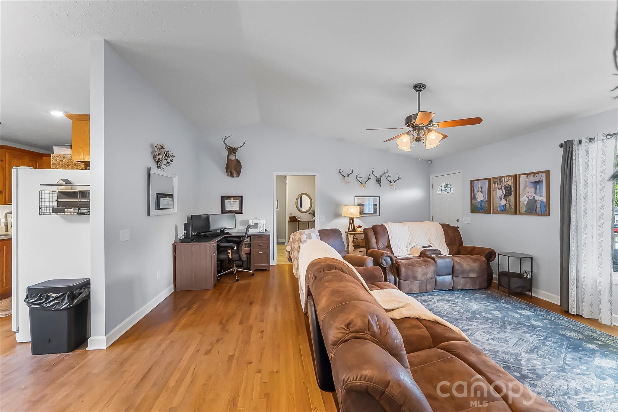 1498 Salem Road — Morganton