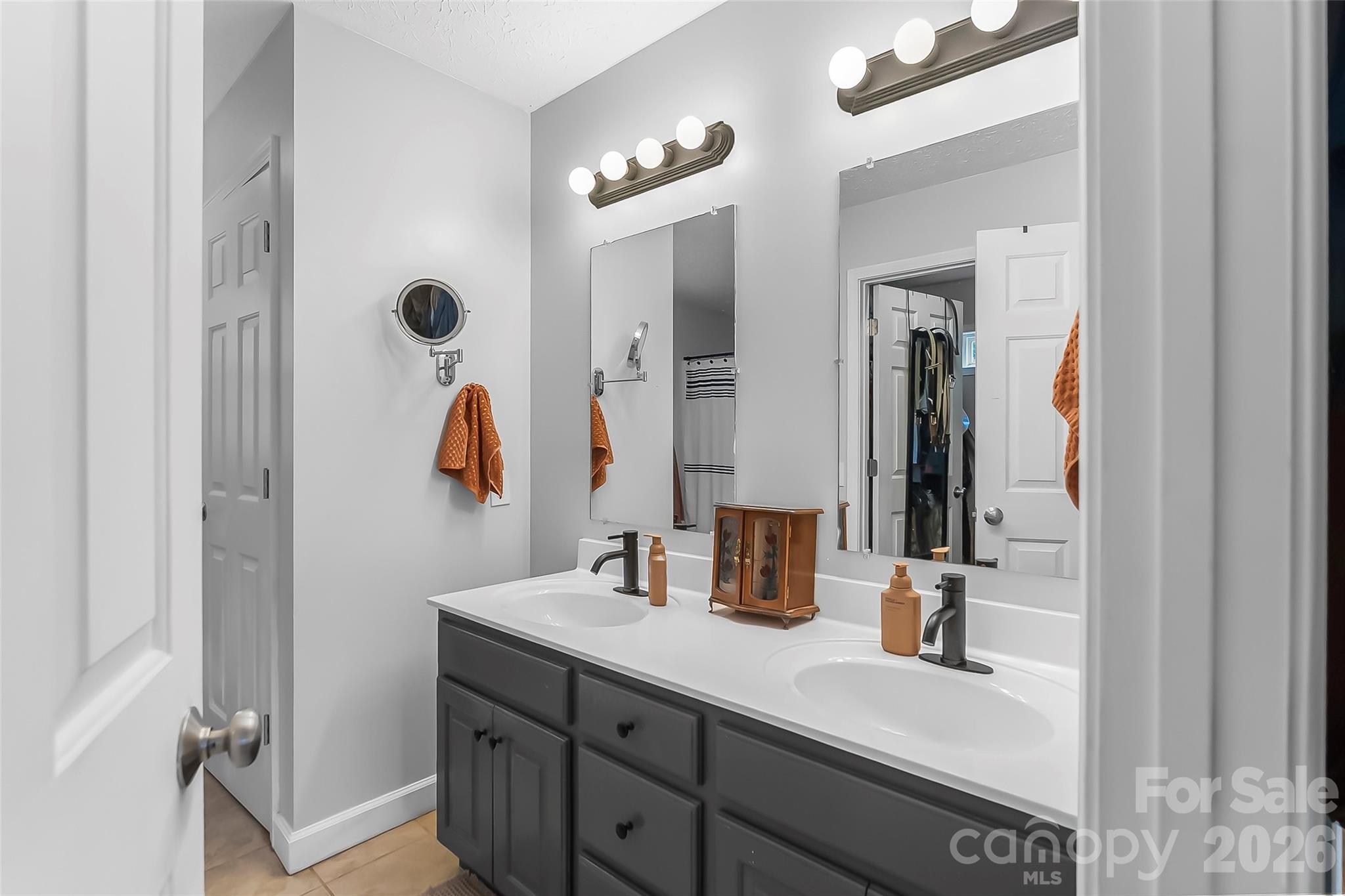 1498 Salem Road — Morganton