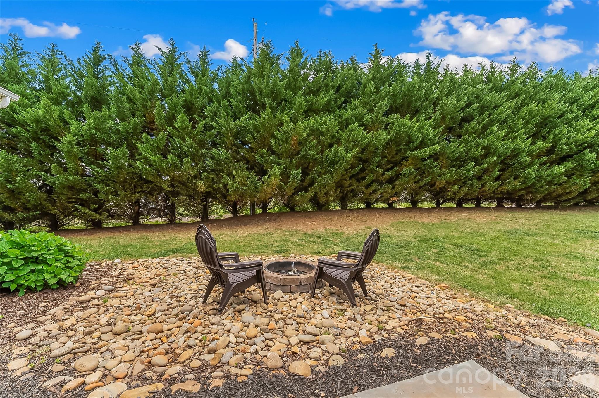 1498 Salem Road — Morganton