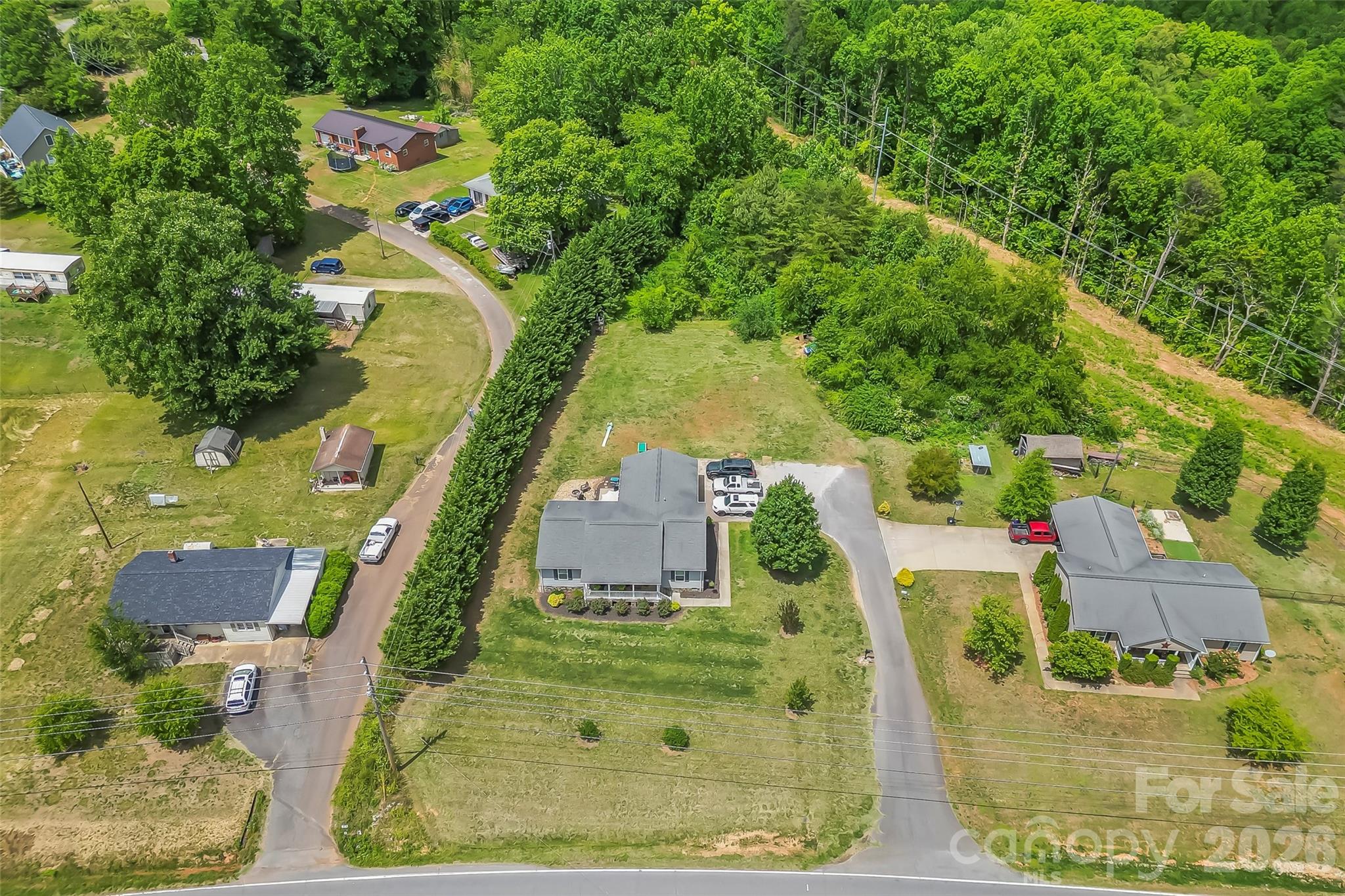 1498 Salem Road — Morganton