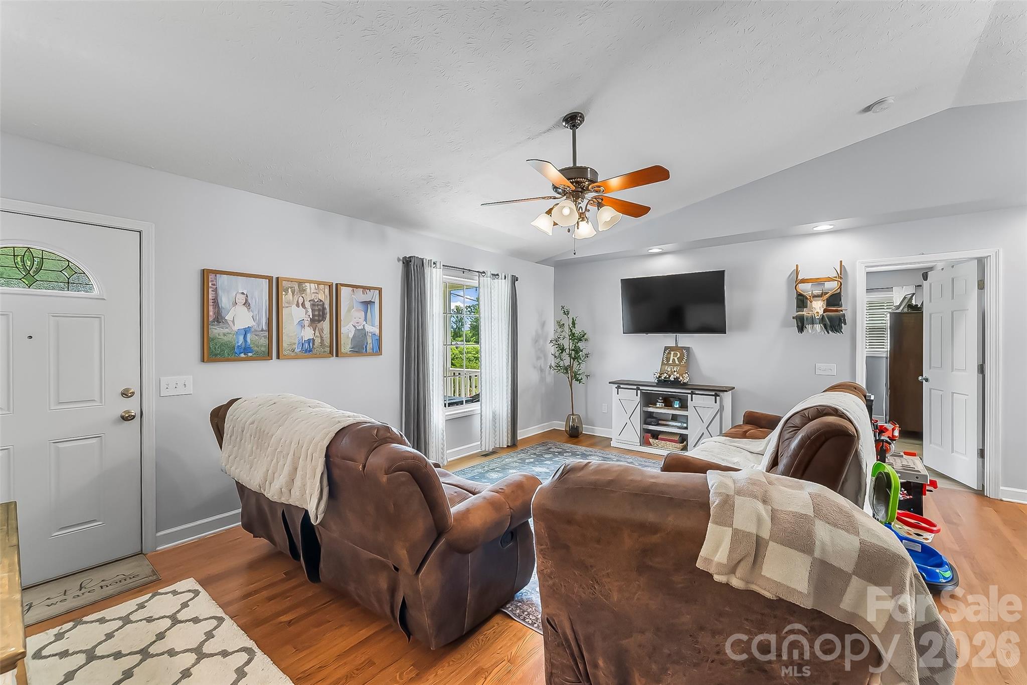 1498 Salem Road — Morganton