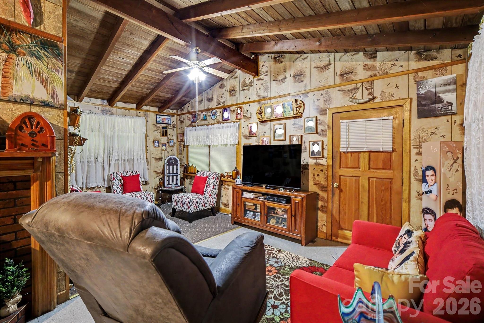 260 Cherrywood Lane — Sharon