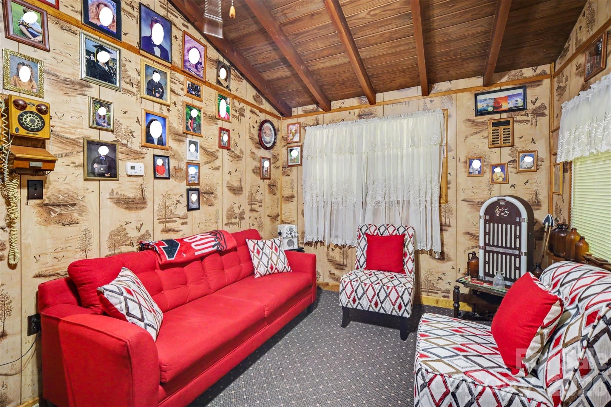 260 Cherrywood Lane — Sharon