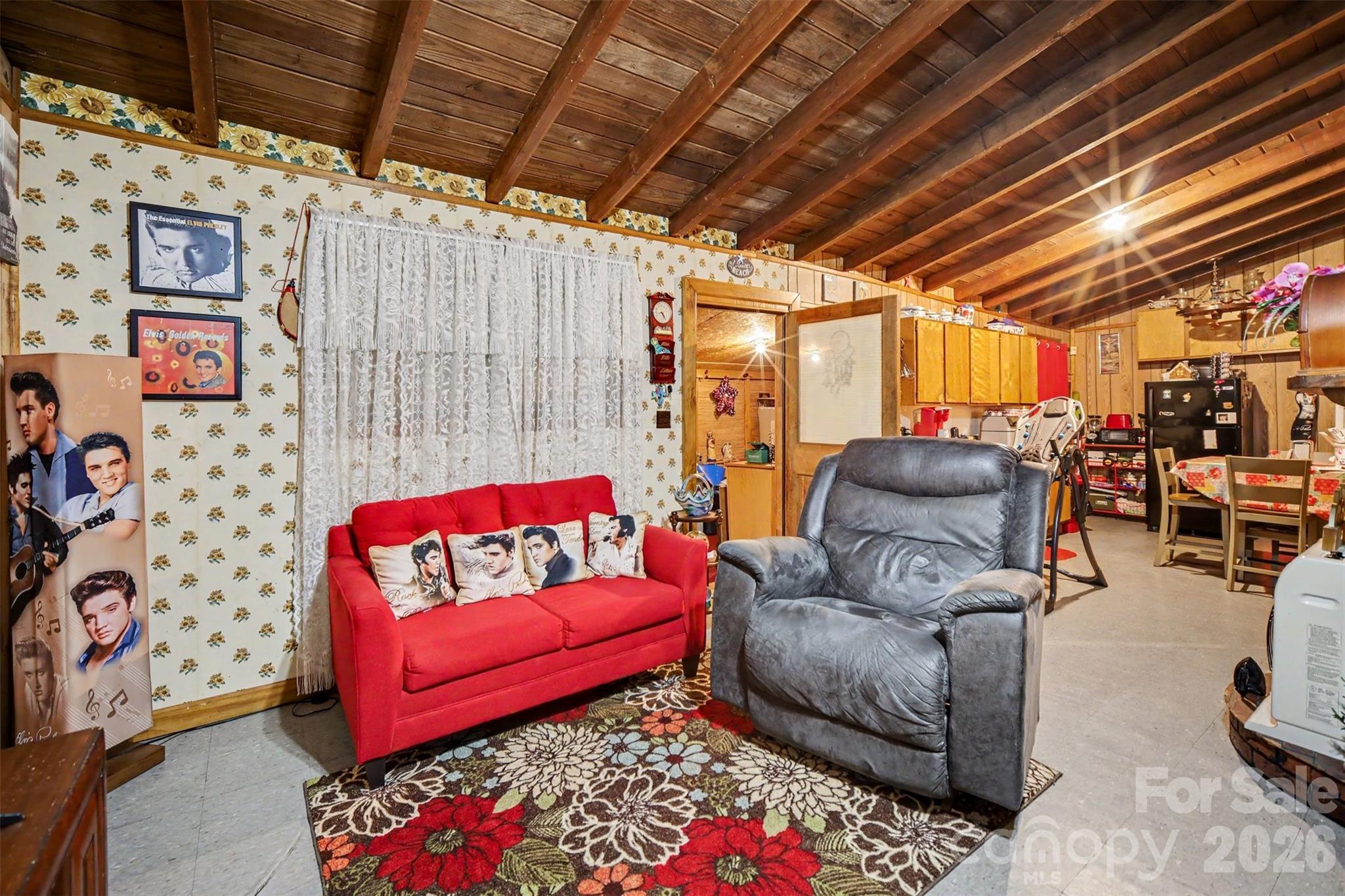260 Cherrywood Lane — Sharon