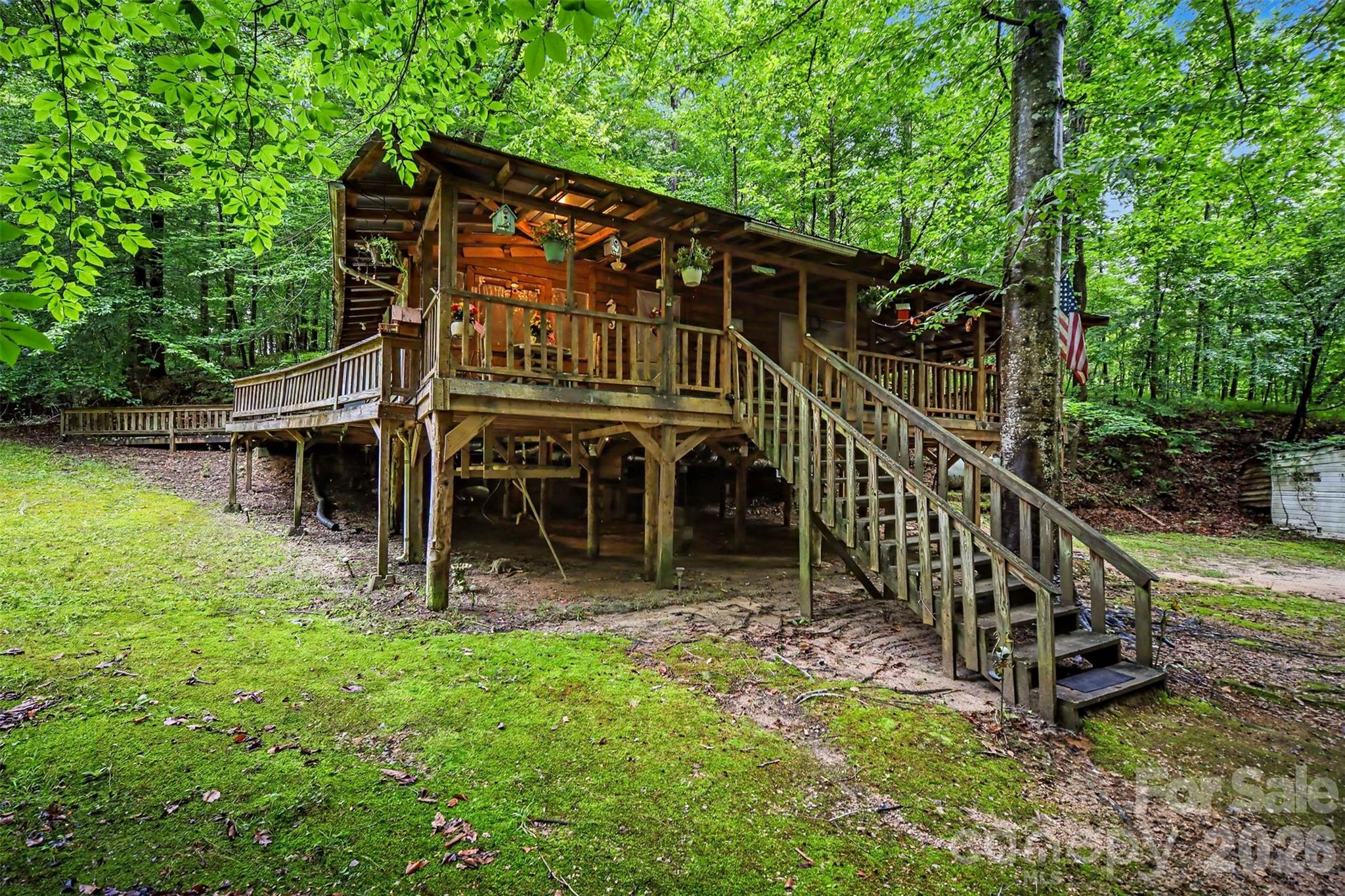 260 Cherrywood Lane — Sharon