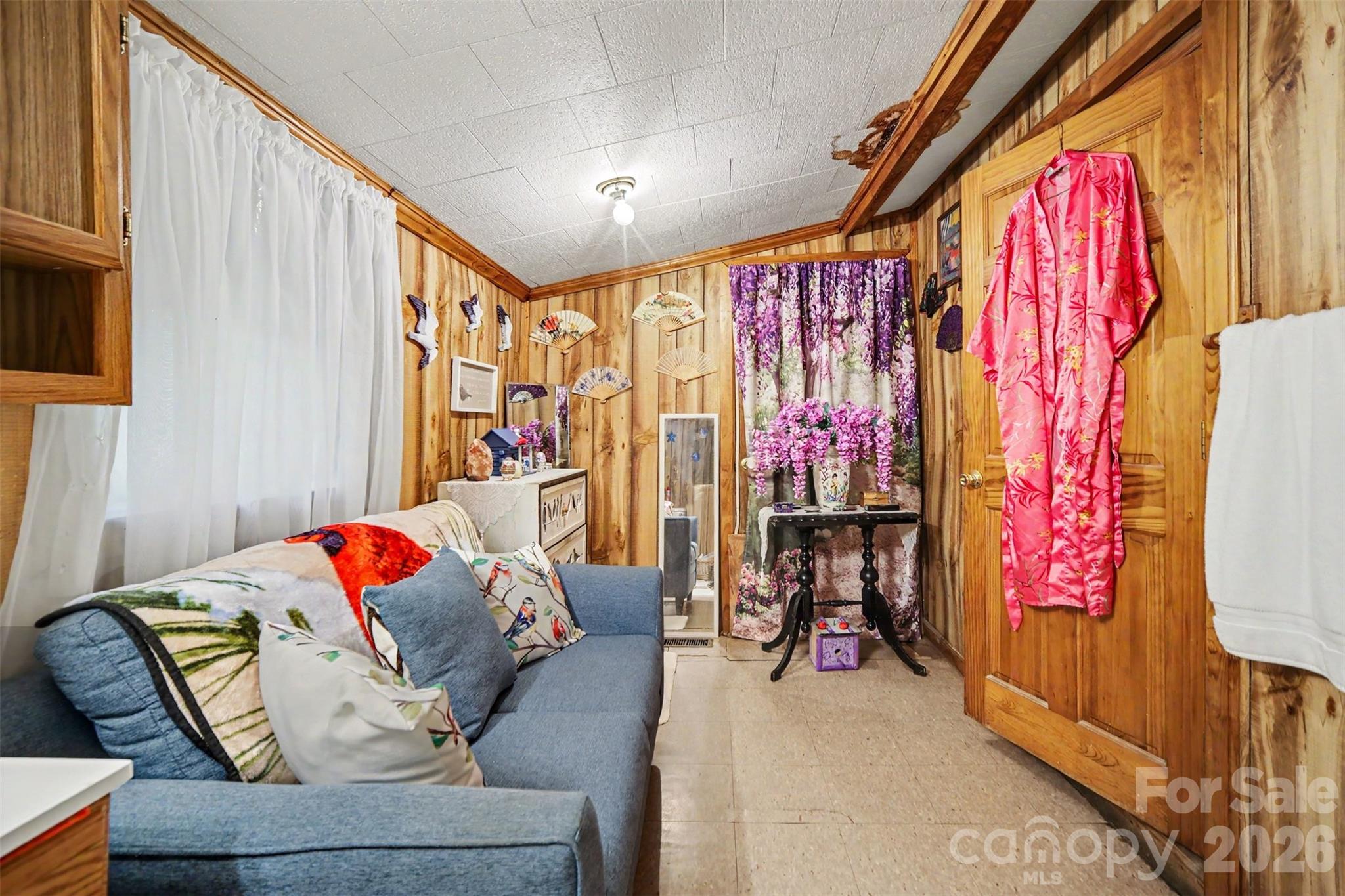260 Cherrywood Lane — Sharon