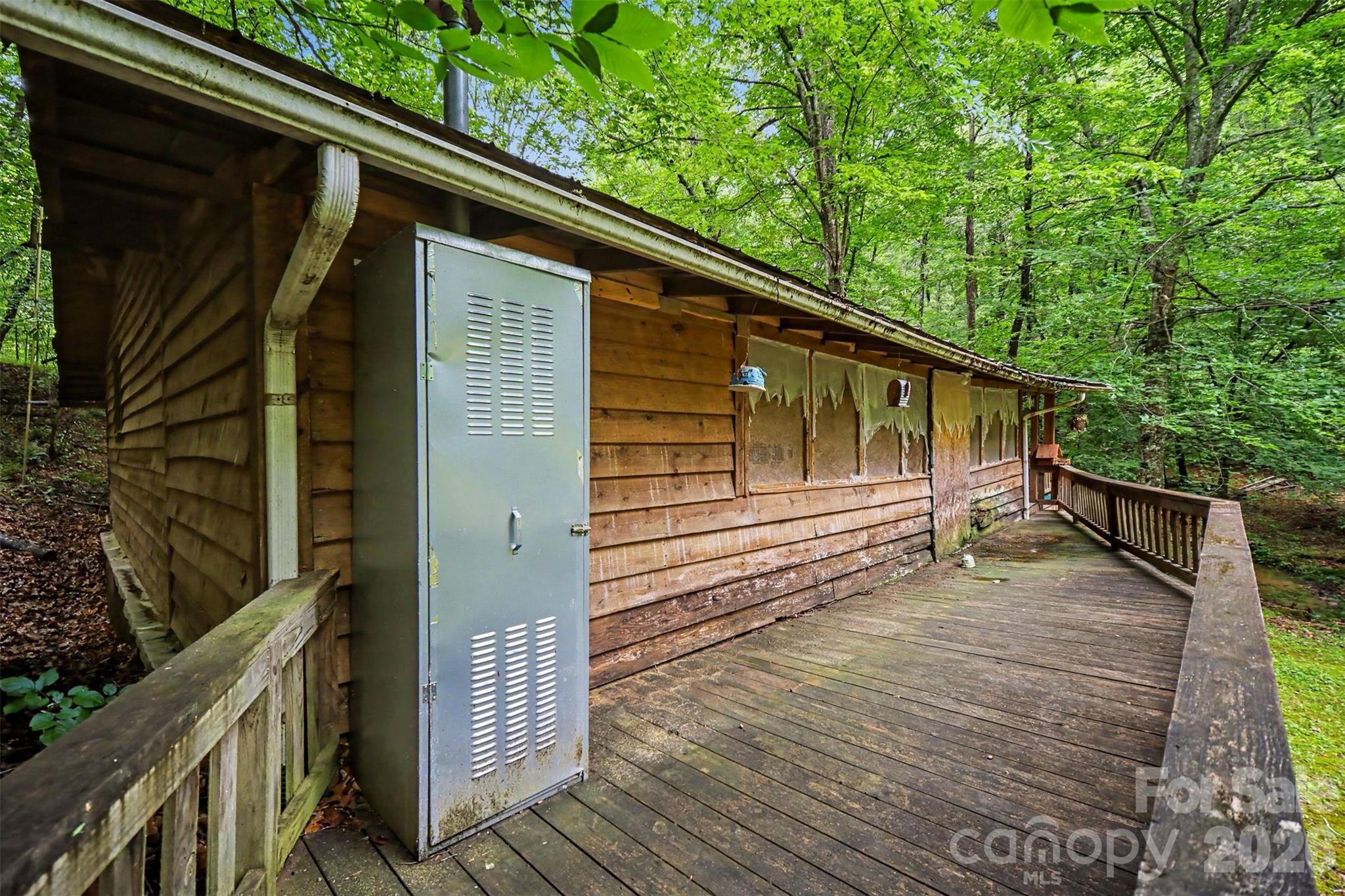 260 Cherrywood Lane — Sharon