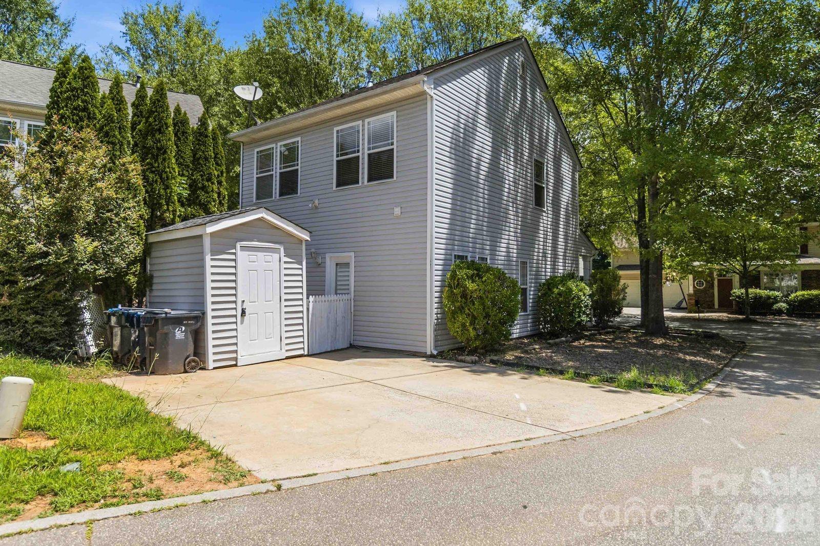 13129 Windy Lea Lane — Huntersville