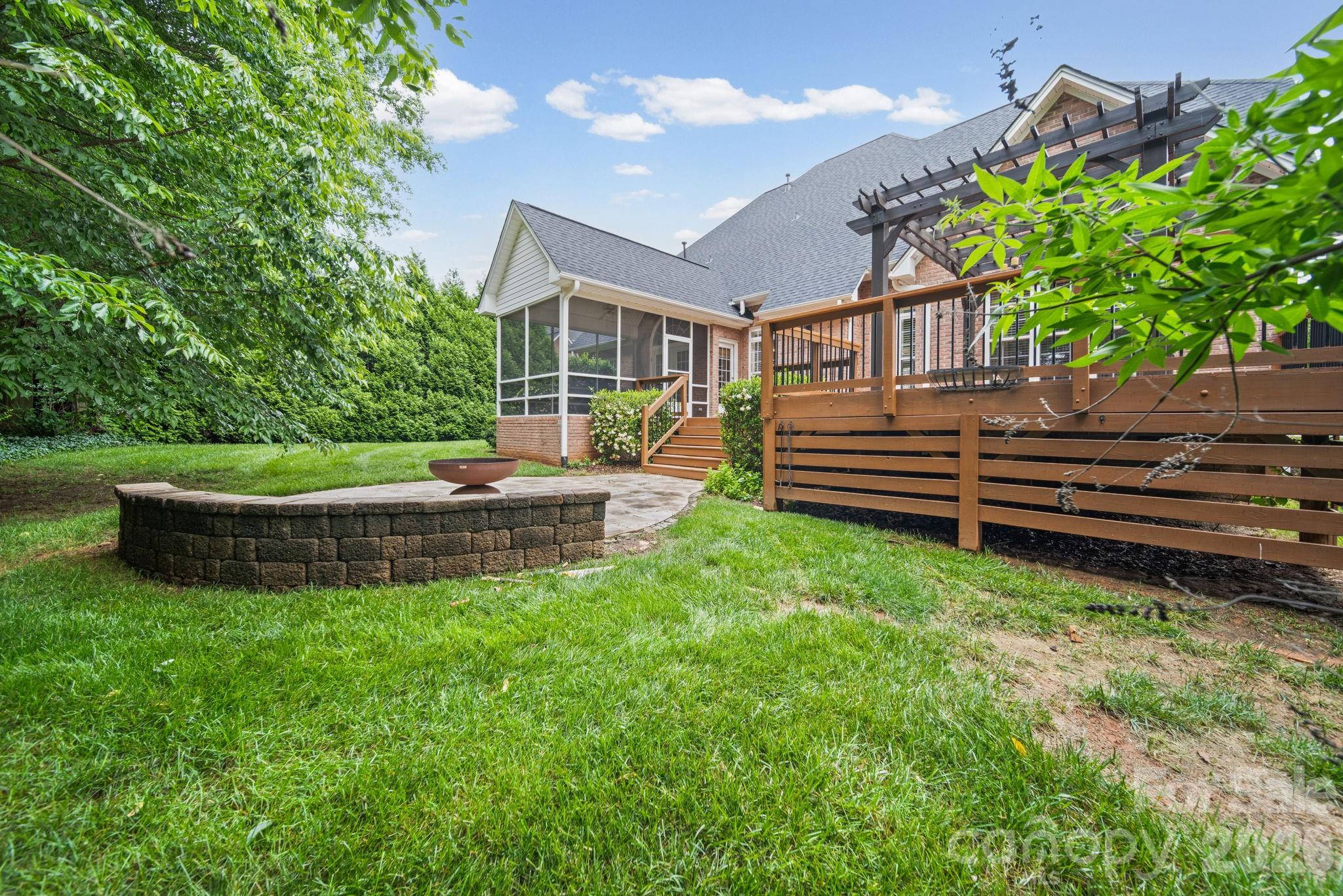 4709 Mcdade Lane — Gastonia