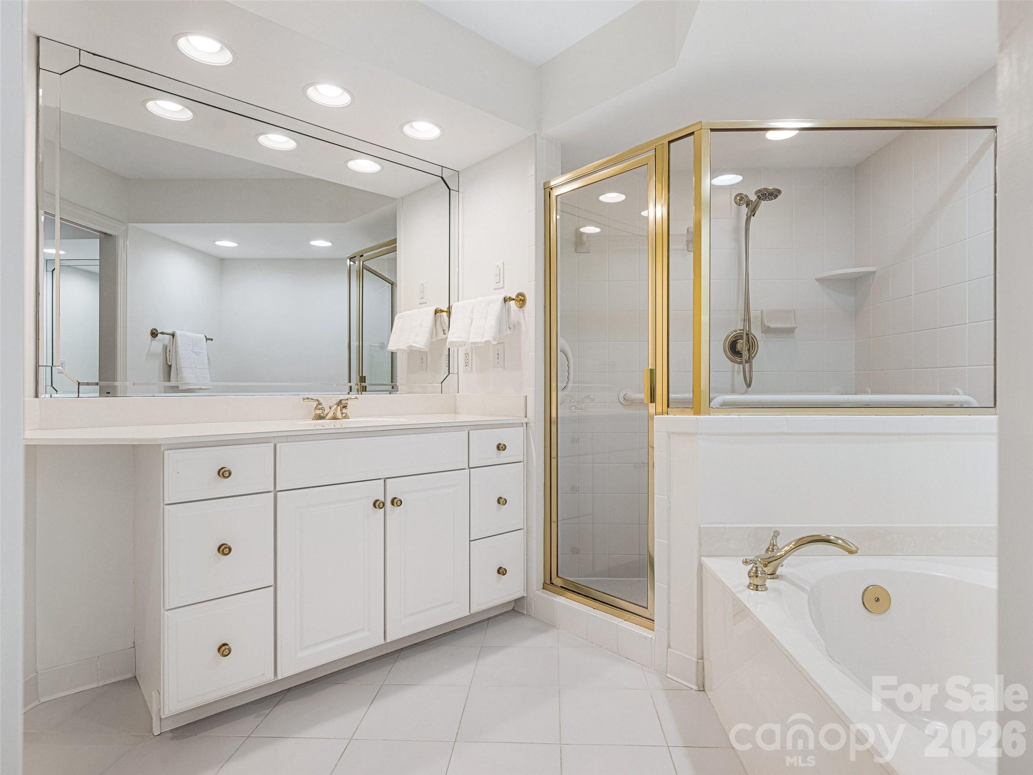 8952 Challis Hill Lane — Charlotte