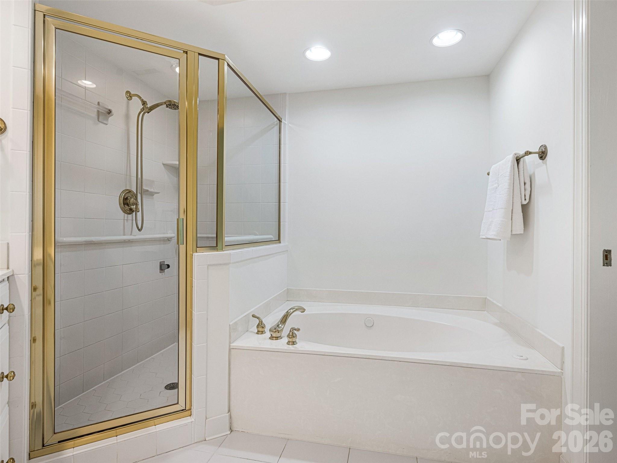 8952 Challis Hill Lane — Charlotte