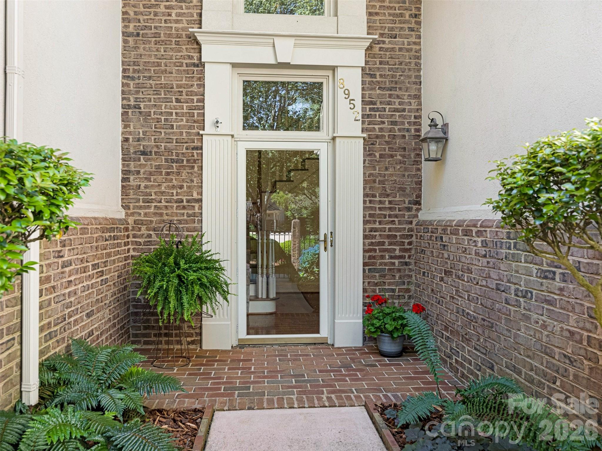 8952 Challis Hill Lane — Charlotte