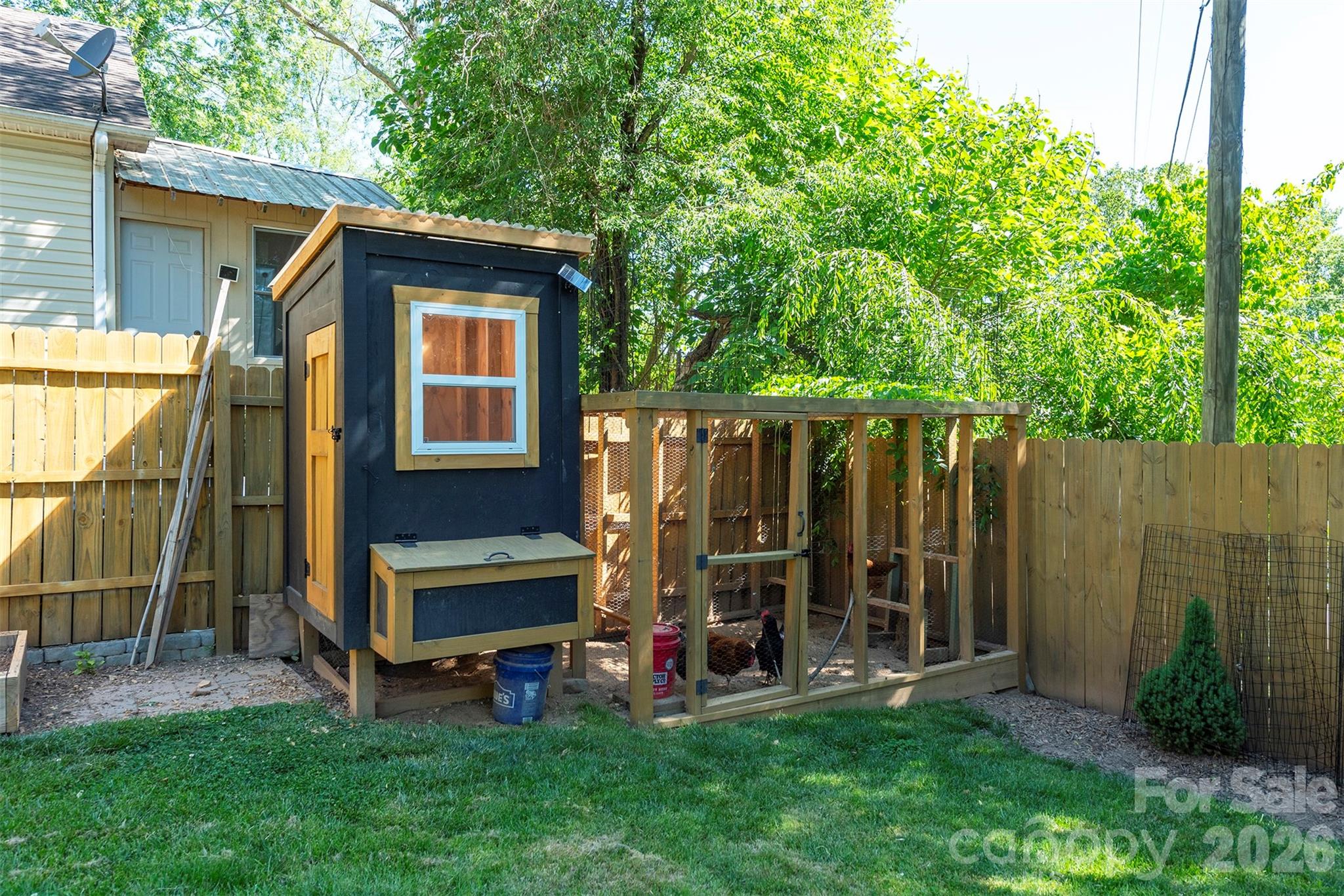 21 Hi Alta Avenue — Asheville