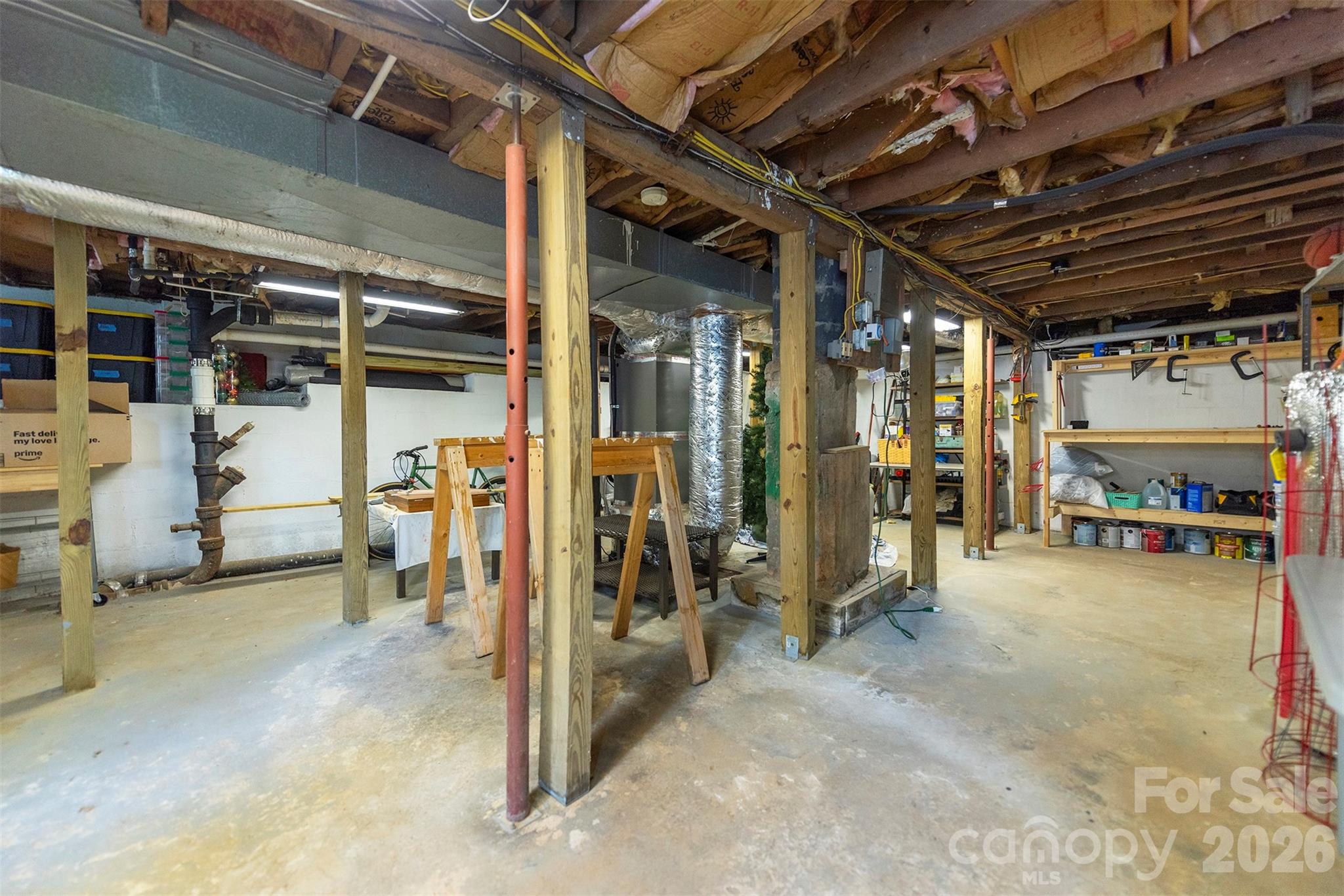 21 Hi Alta Avenue — Asheville