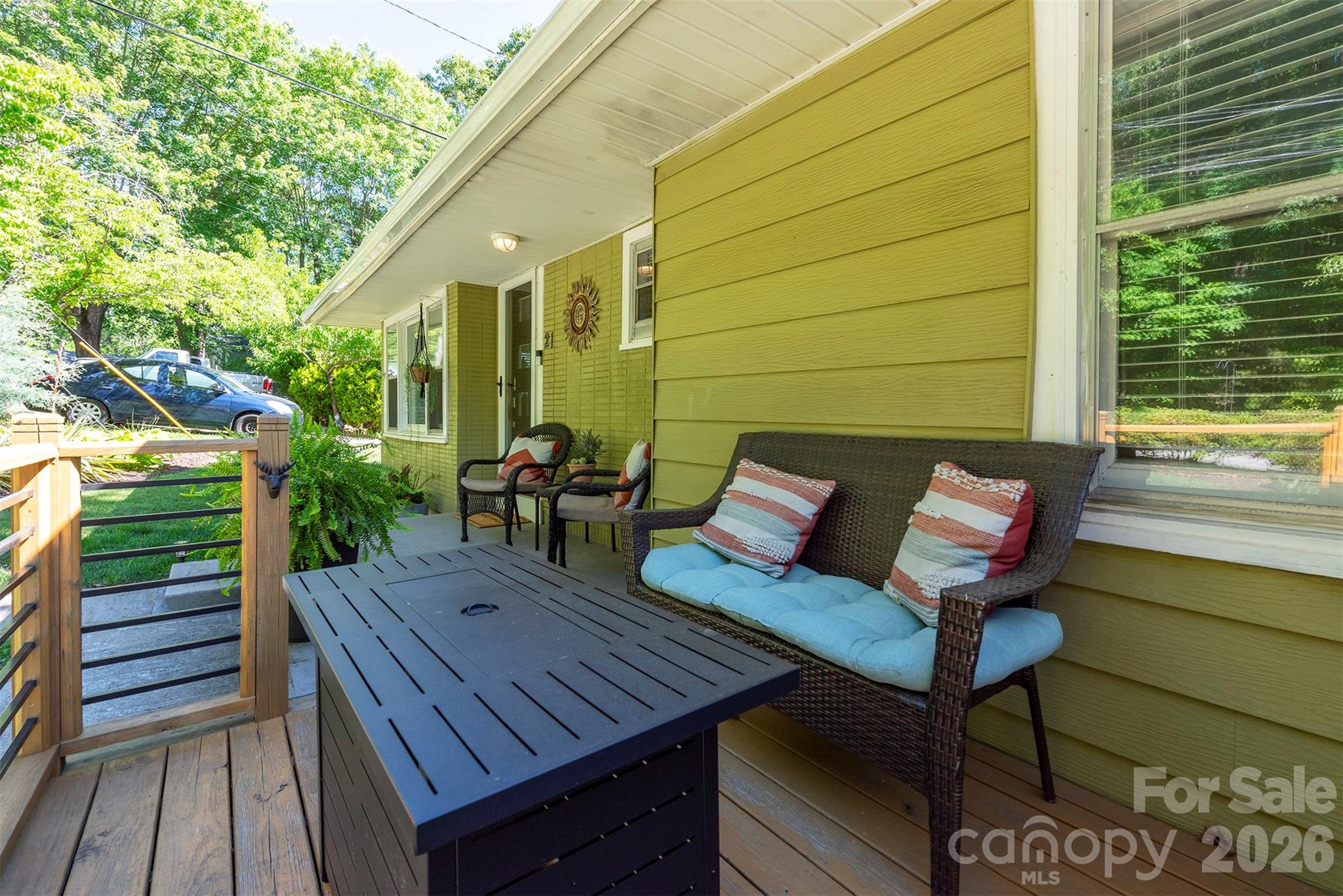 21 Hi Alta Avenue — Asheville