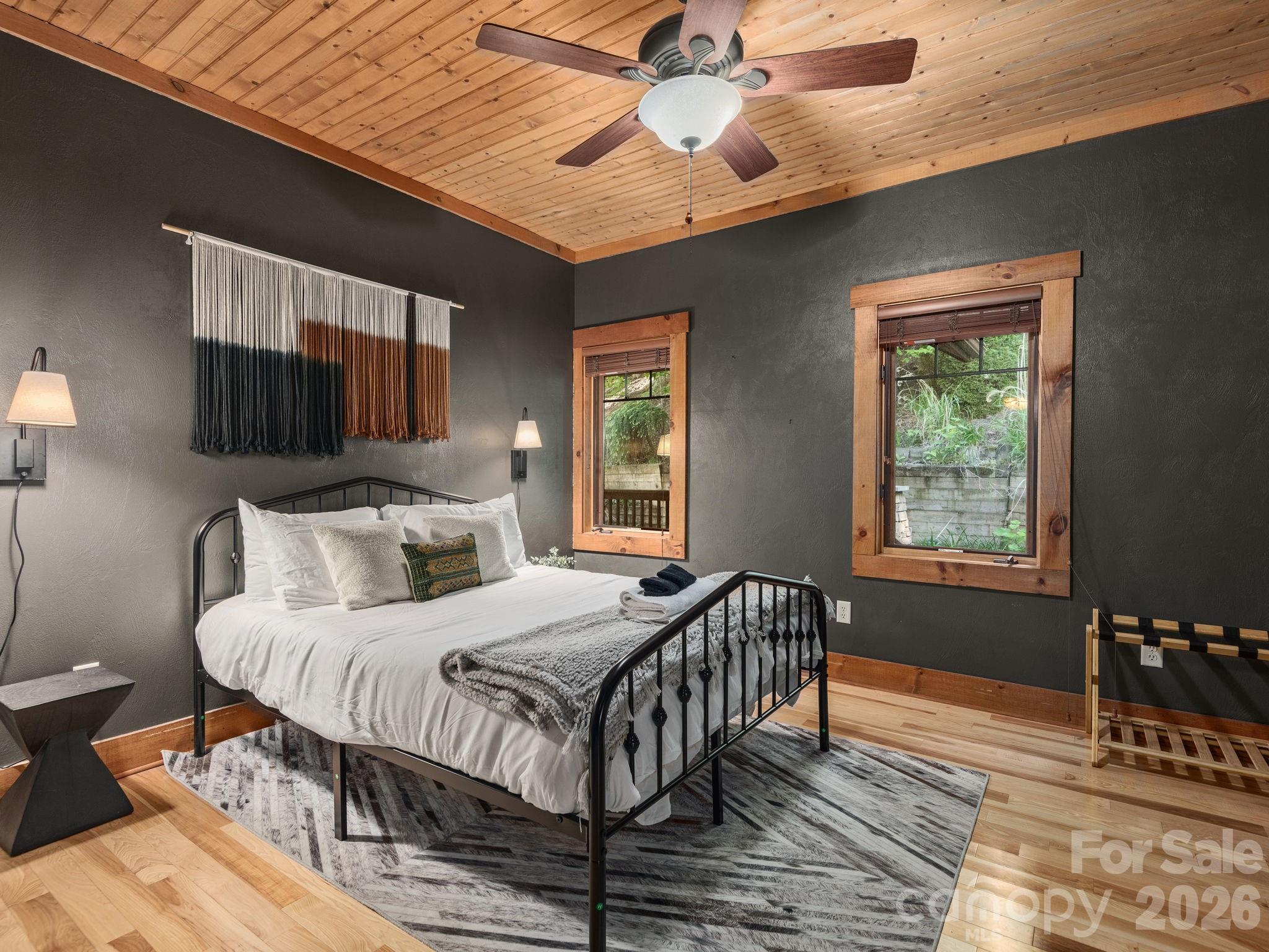 39 Great Aspen Way — Black Mountain