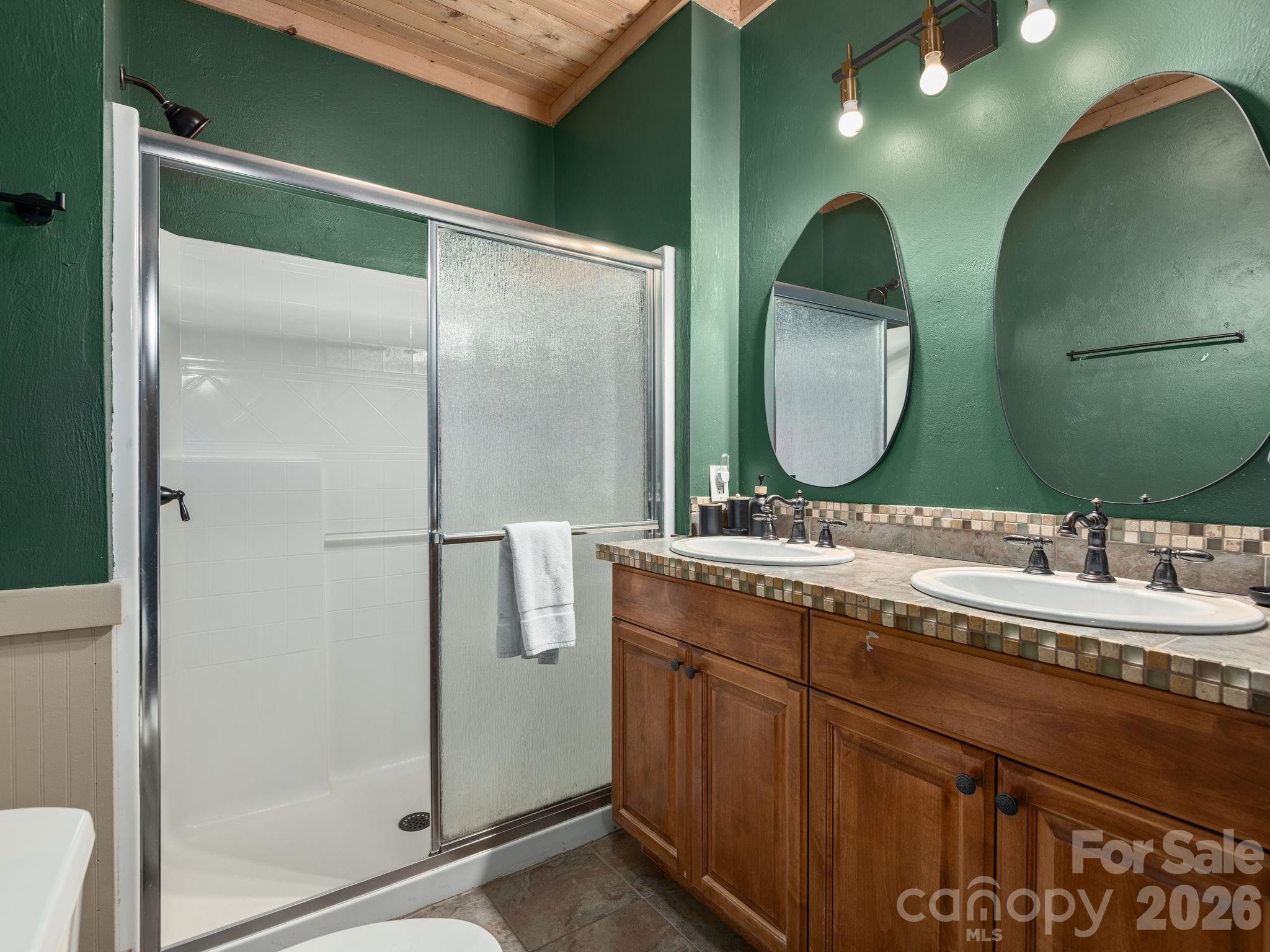 39 Great Aspen Way — Black Mountain