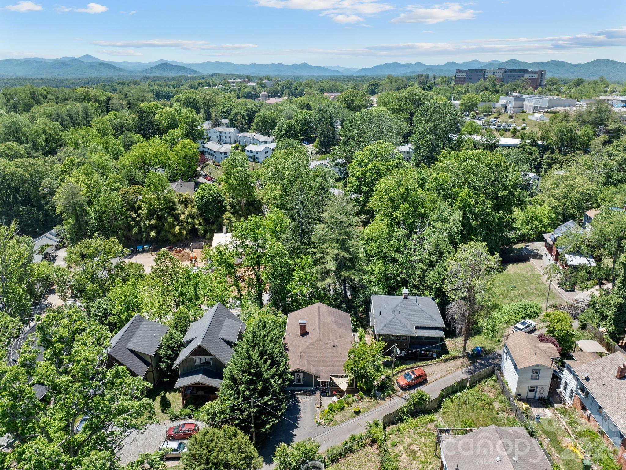 26 Unadilla Alley — Asheville