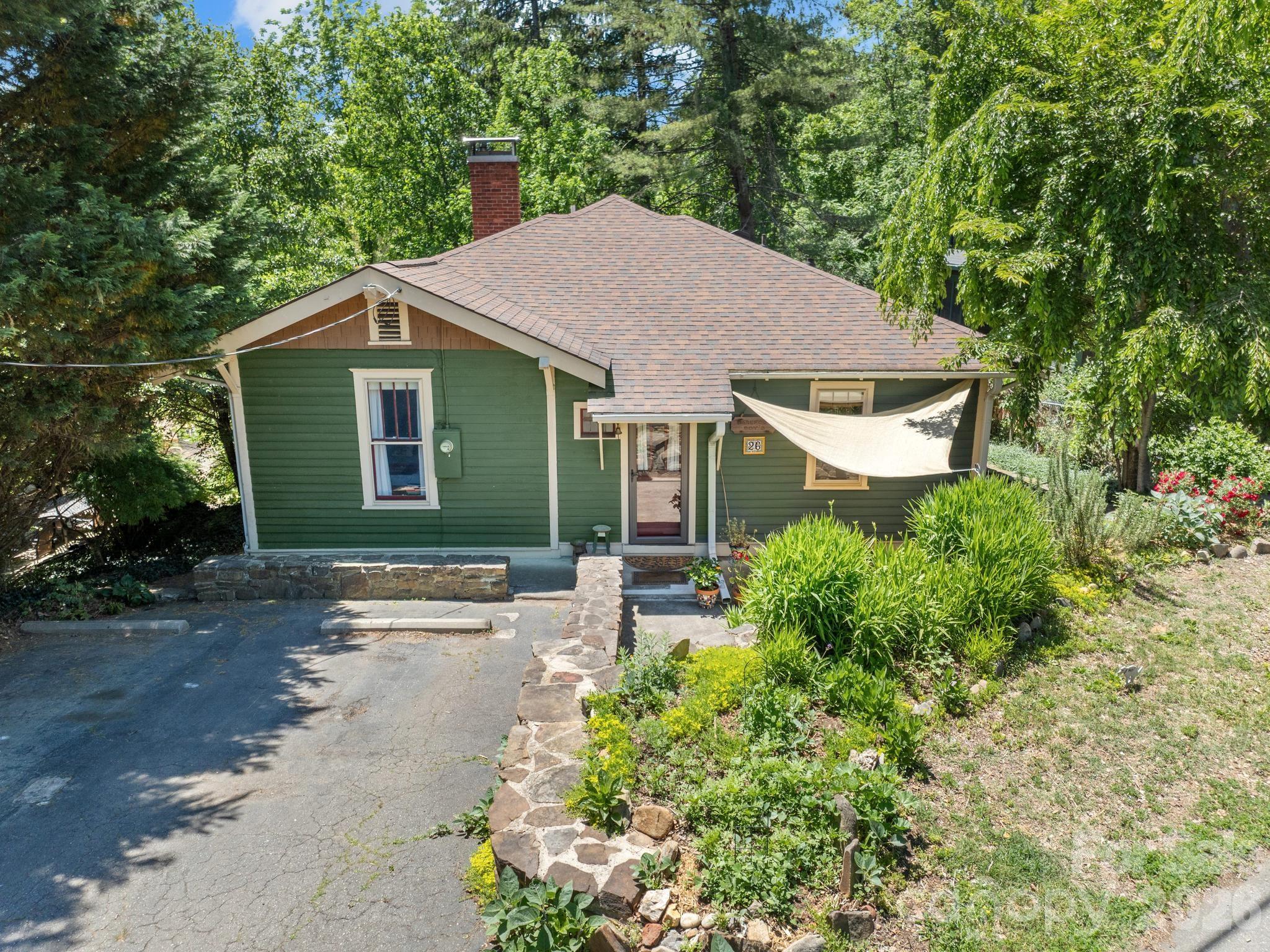 26 Unadilla Alley — Asheville