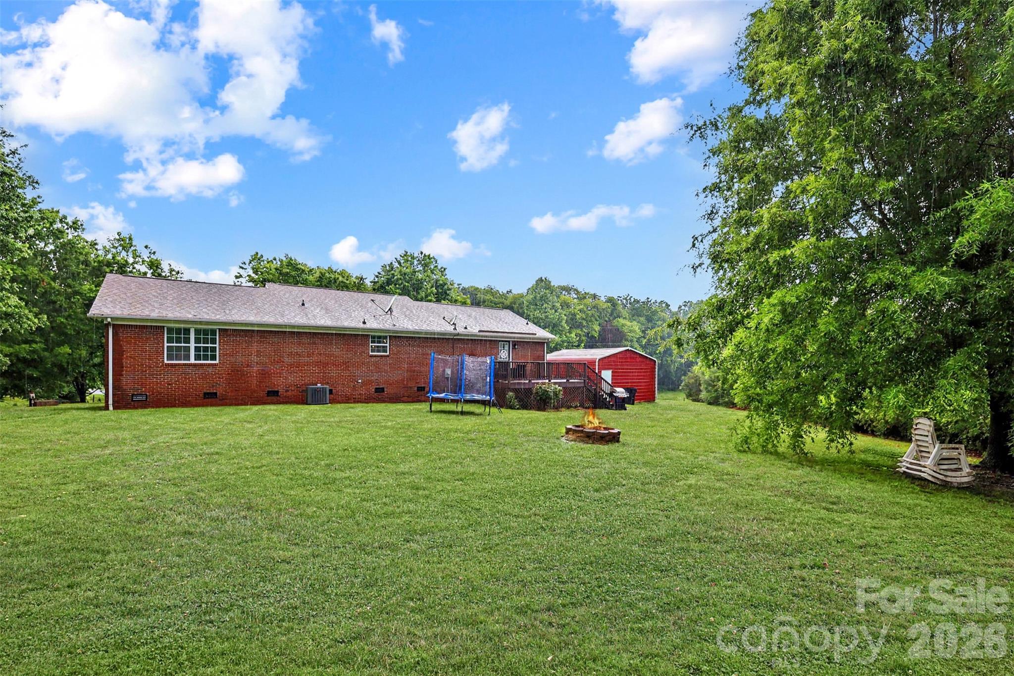 2219 Rock Rest Road — Wingate